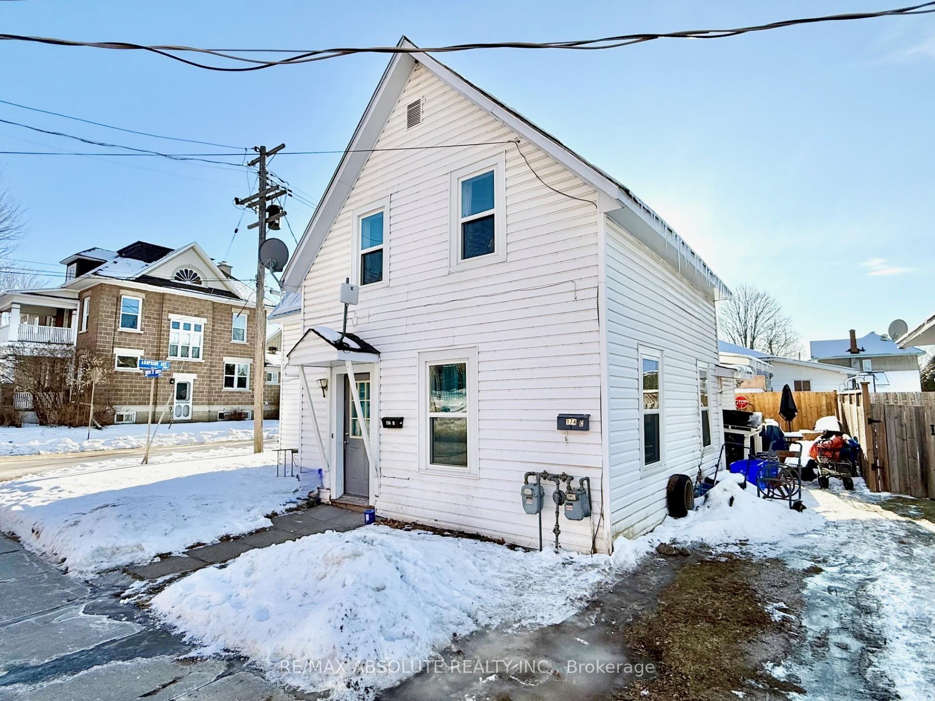 Photo 5 of 174 Queen Street S, Renfrew — HOMEH