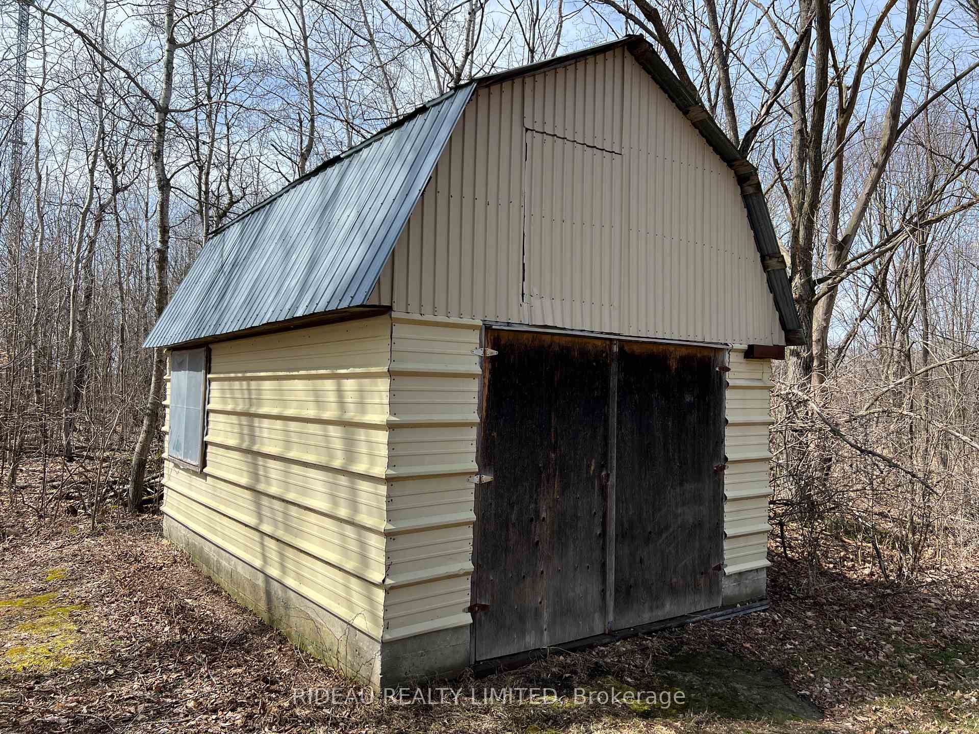 Photo 13 of 3418 Highway 15, Rideau Lakes, Rideau Lakes (South Crosby) Twp — HOMEH