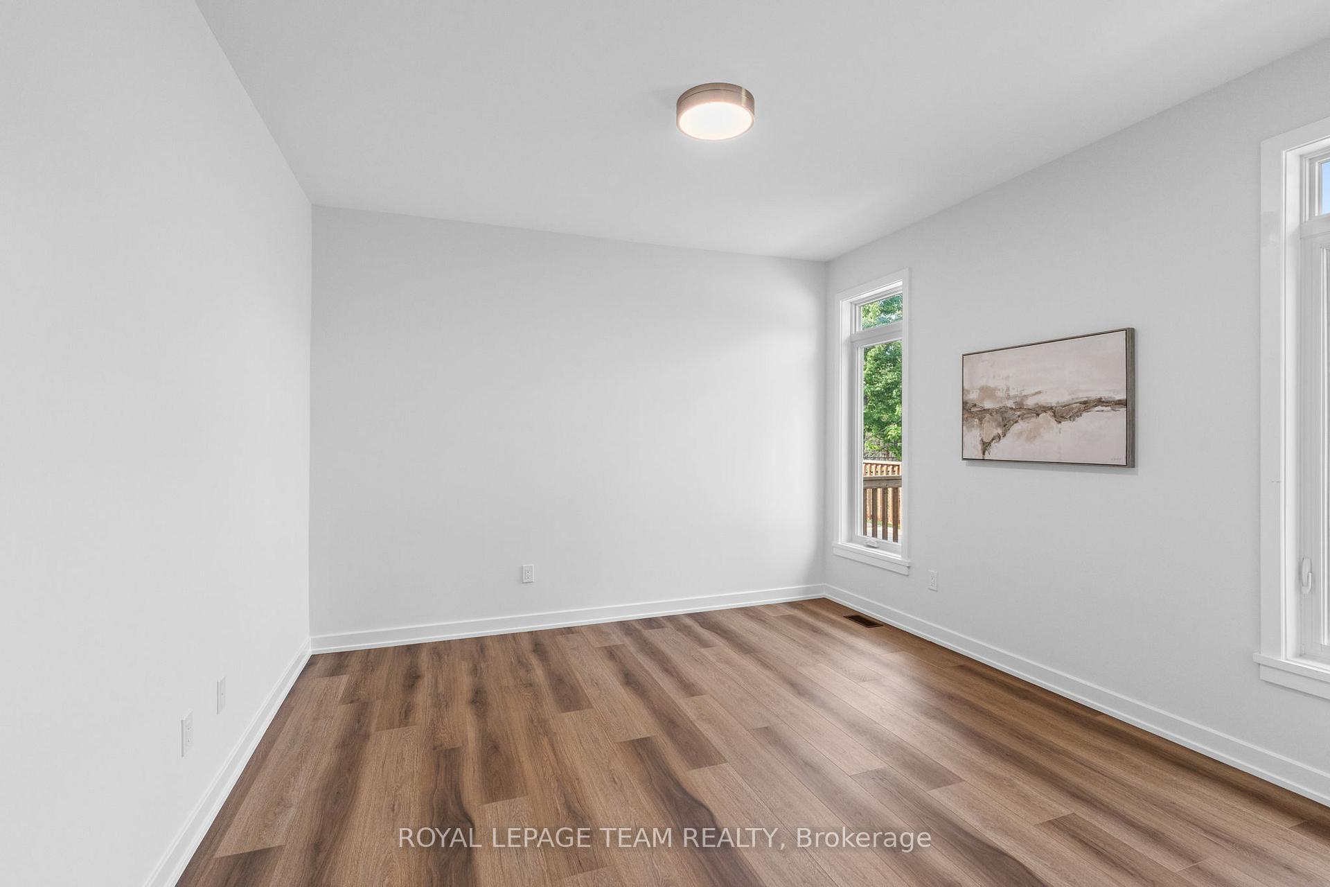 Photo 18 of 293 Wood Avenue, Smiths Falls — HOMEH