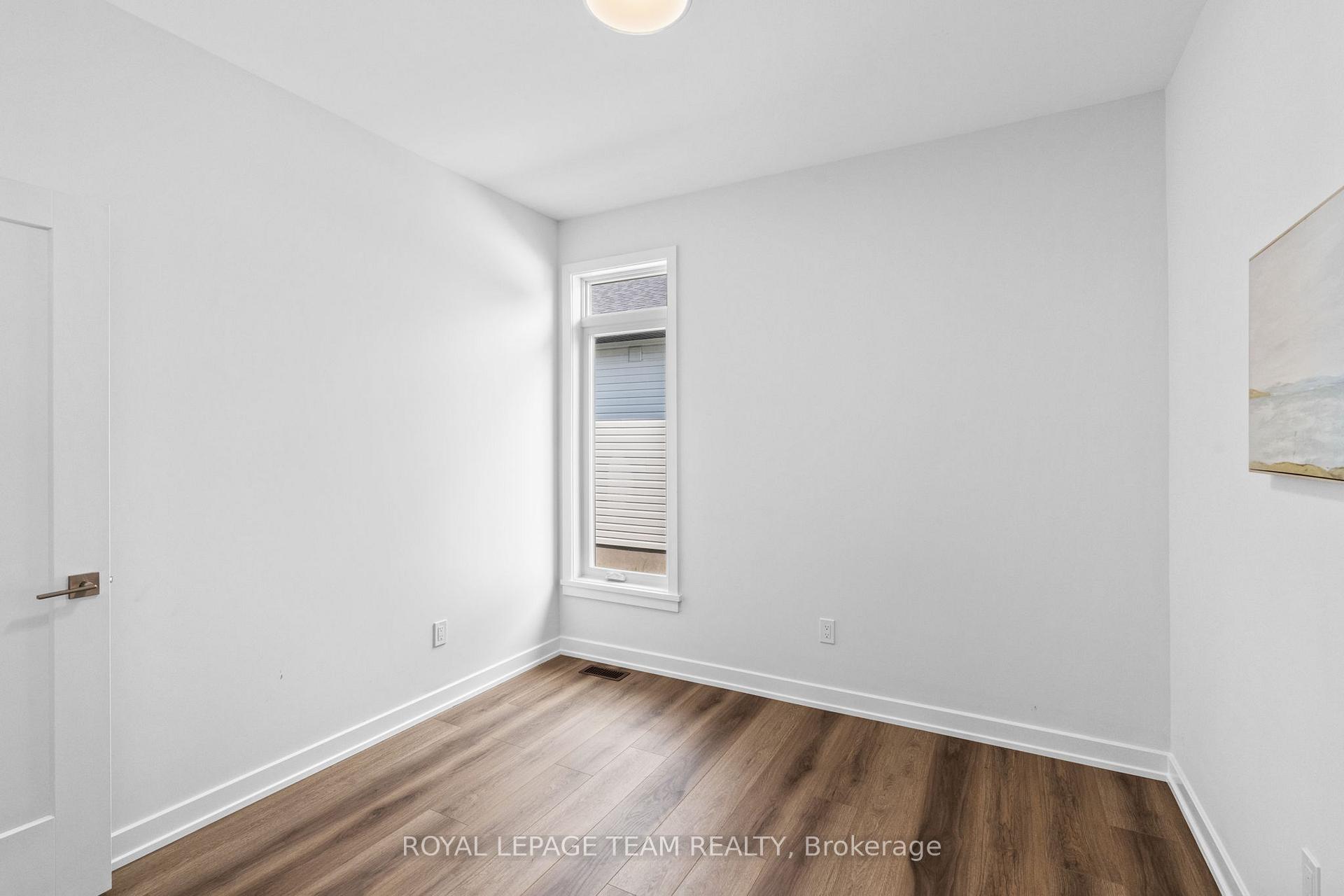 Photo 28 of 293 Wood Avenue, Smiths Falls — HOMEH
