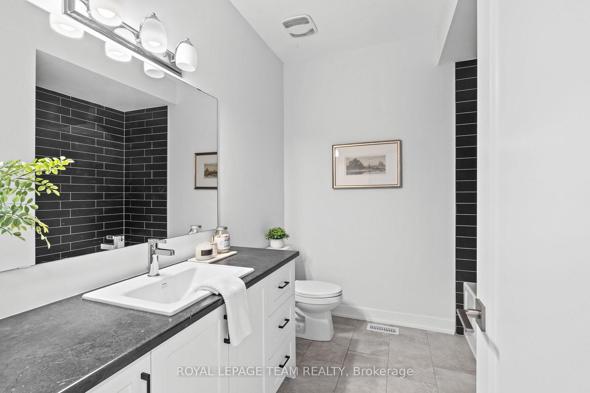 Photo 29 of 293 Wood Avenue, Smiths Falls — HOMEH
