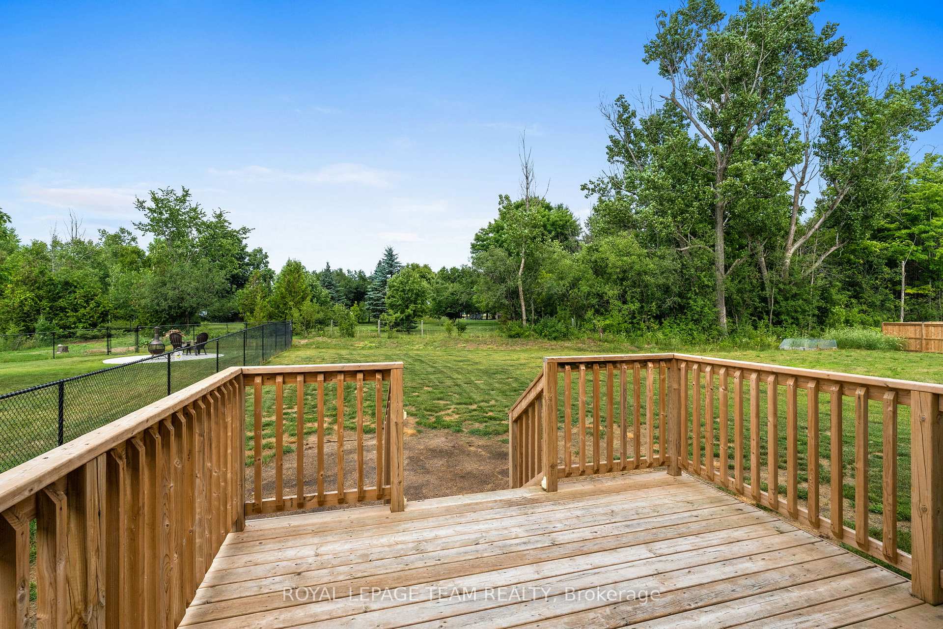 Photo 36 of 293 Wood Avenue, Smiths Falls — HOMEH