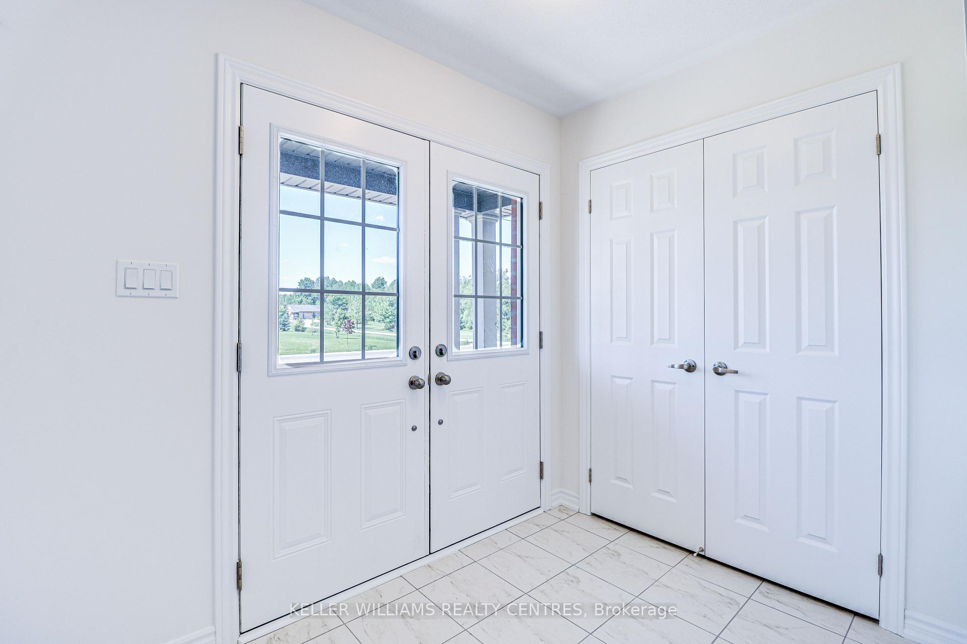 Photo 3 of Unit Upper, 108 Clark Street, Shelburne — HOMEH