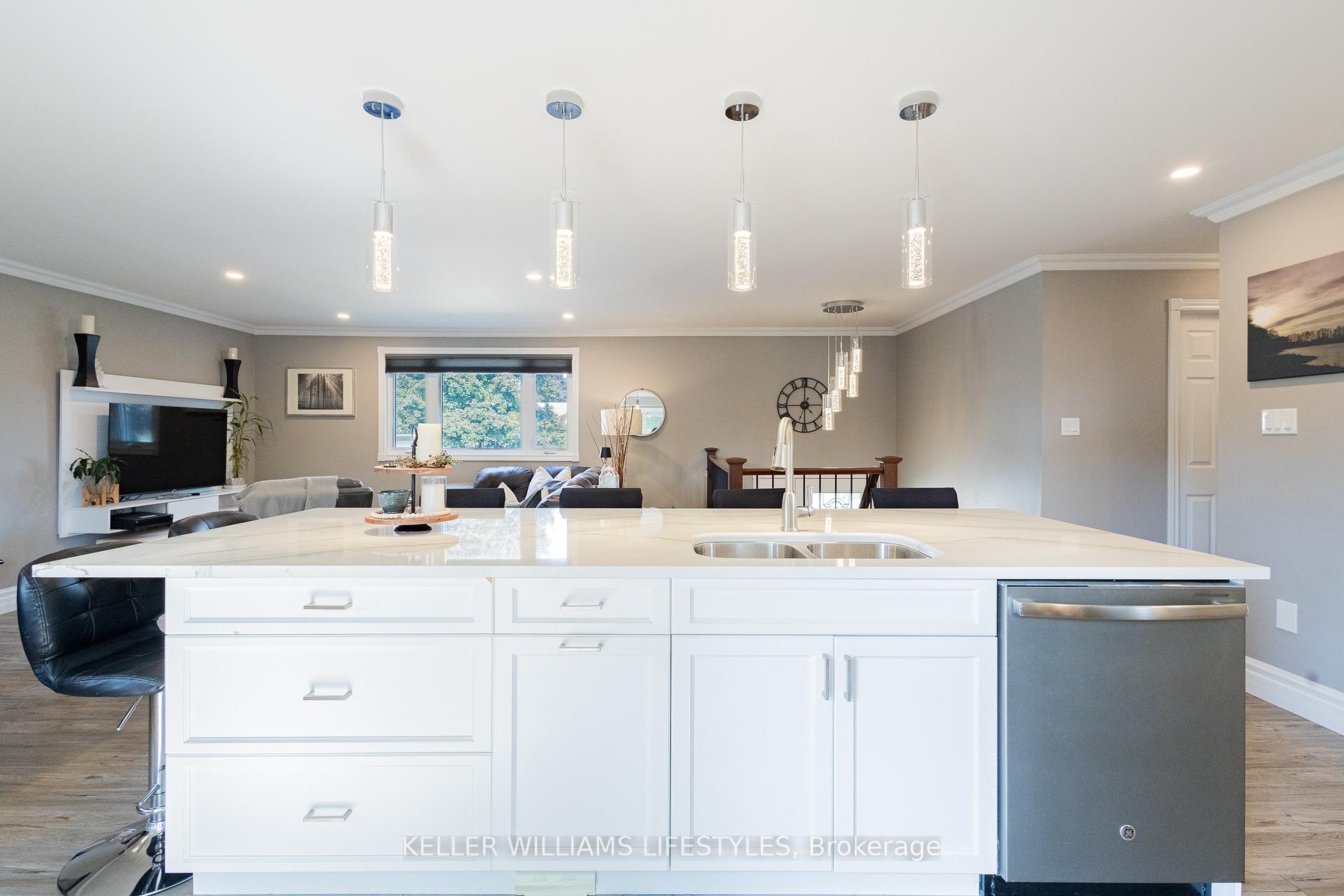 Photo 13 of 351 Motz Boulevard, South Huron, Exeter — HOMEH