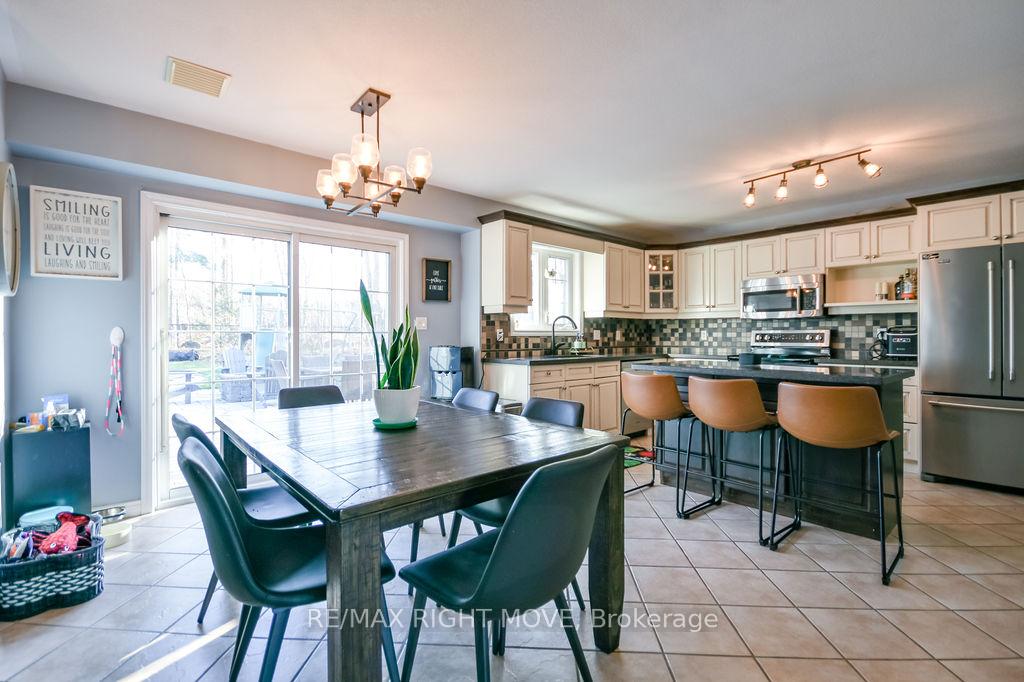 Photo 9 of 2027 Millwood Road, Severn, Marchmont — HOMEH