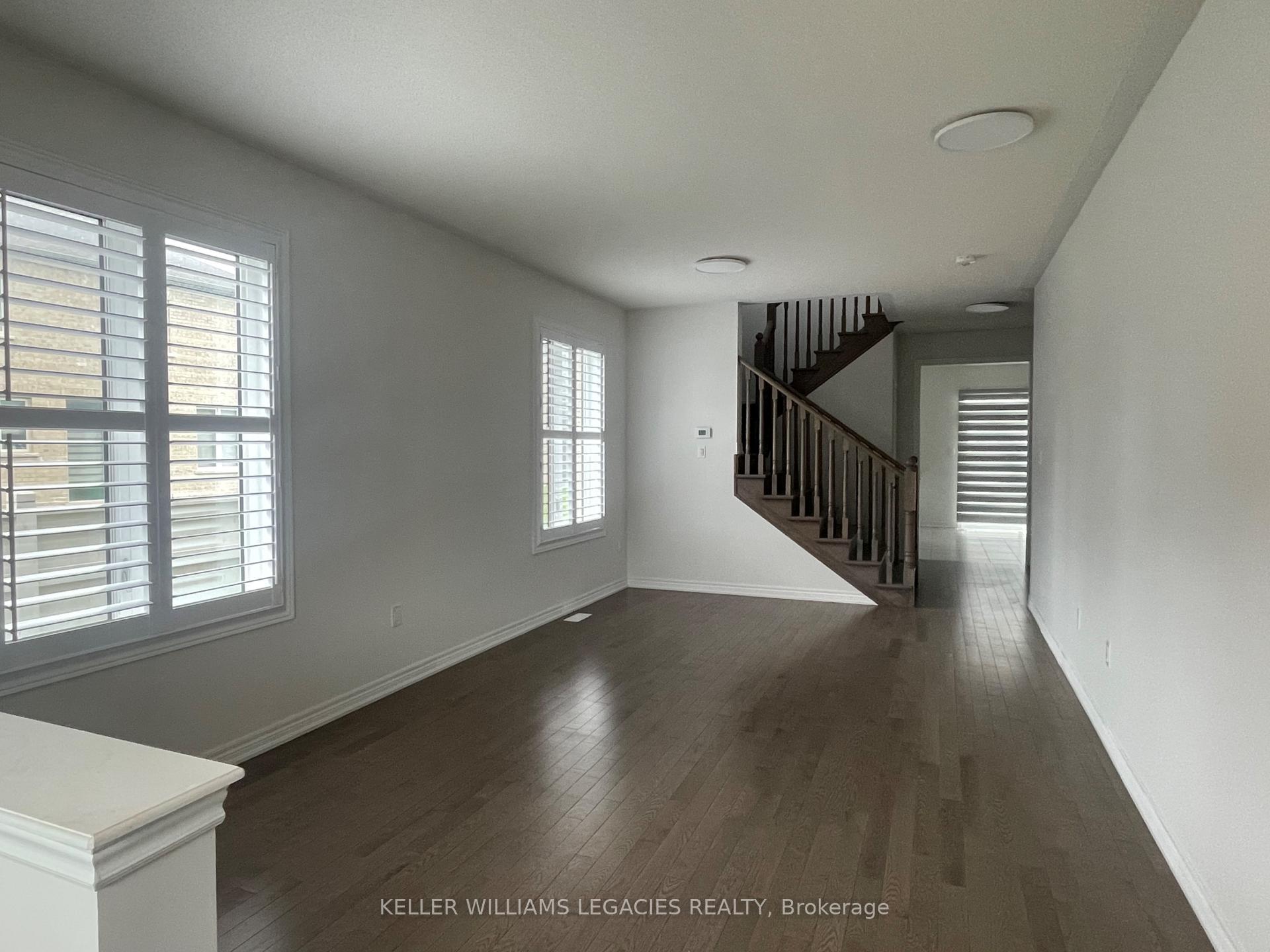 Photo 4 of 411 Black Cherry Crescent, Shelburne — HOMEH