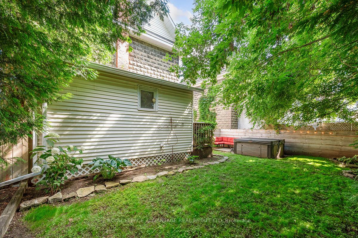 Photo 3 of 6 Foster Avenue, Smiths Falls — HOMEH