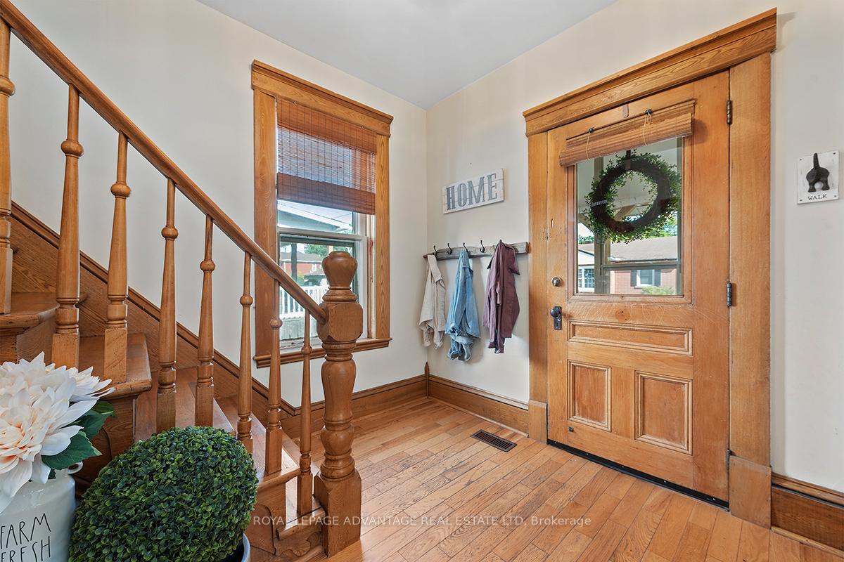 Photo 9 of 6 Foster Avenue, Smiths Falls — HOMEH