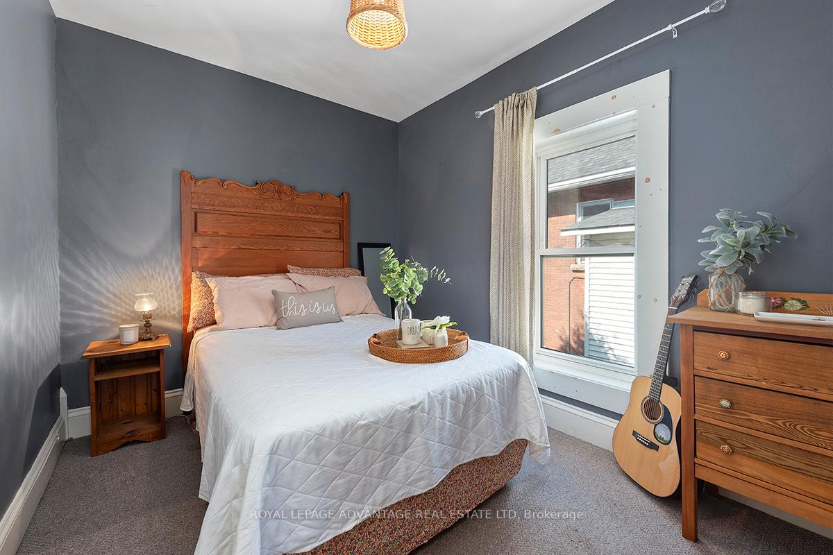 Photo 25 of 6 Foster Avenue, Smiths Falls — HOMEH