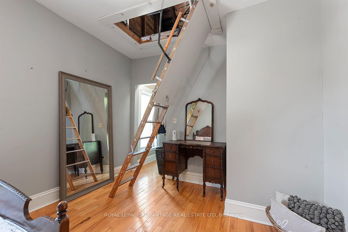 Photo 31 of 6 Foster Avenue, Smiths Falls — HOMEH