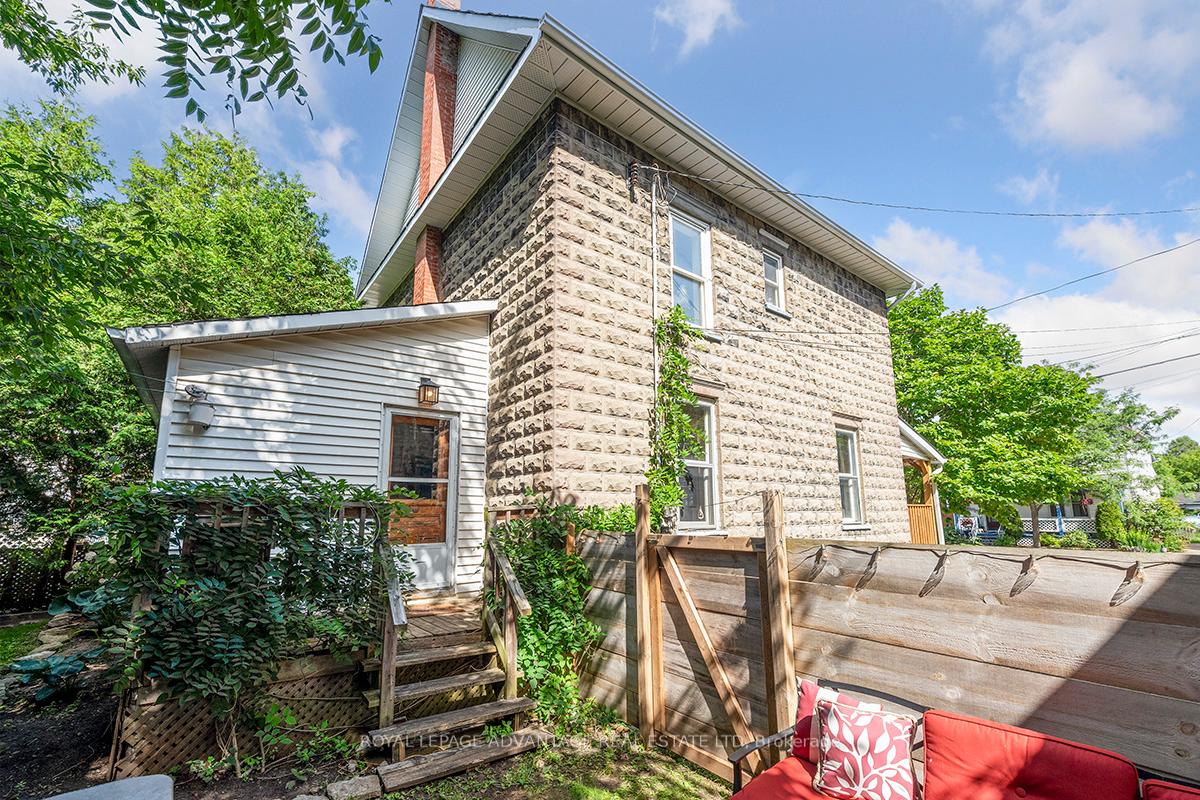 Photo 32 of 6 Foster Avenue, Smiths Falls — HOMEH