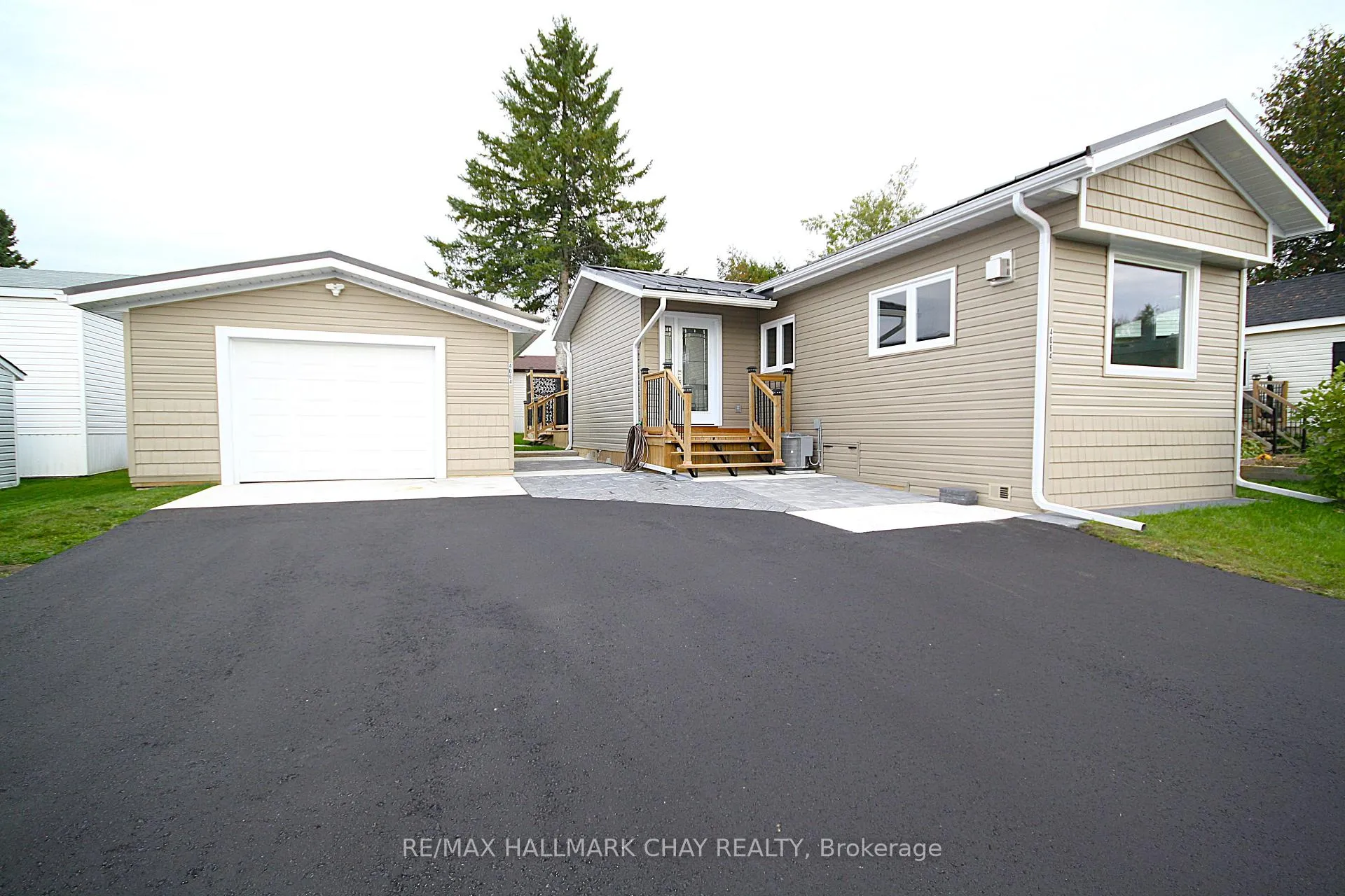 Photo 1 of 4064 Ash Crescent, Severn, Rural Severn — HOMEH