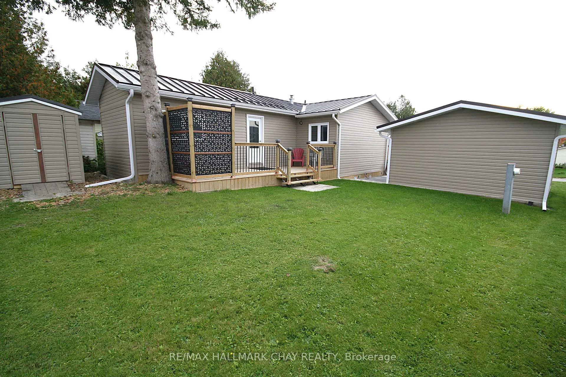 Photo 3 of 4064 Ash Crescent, Severn, Rural Severn — HOMEH