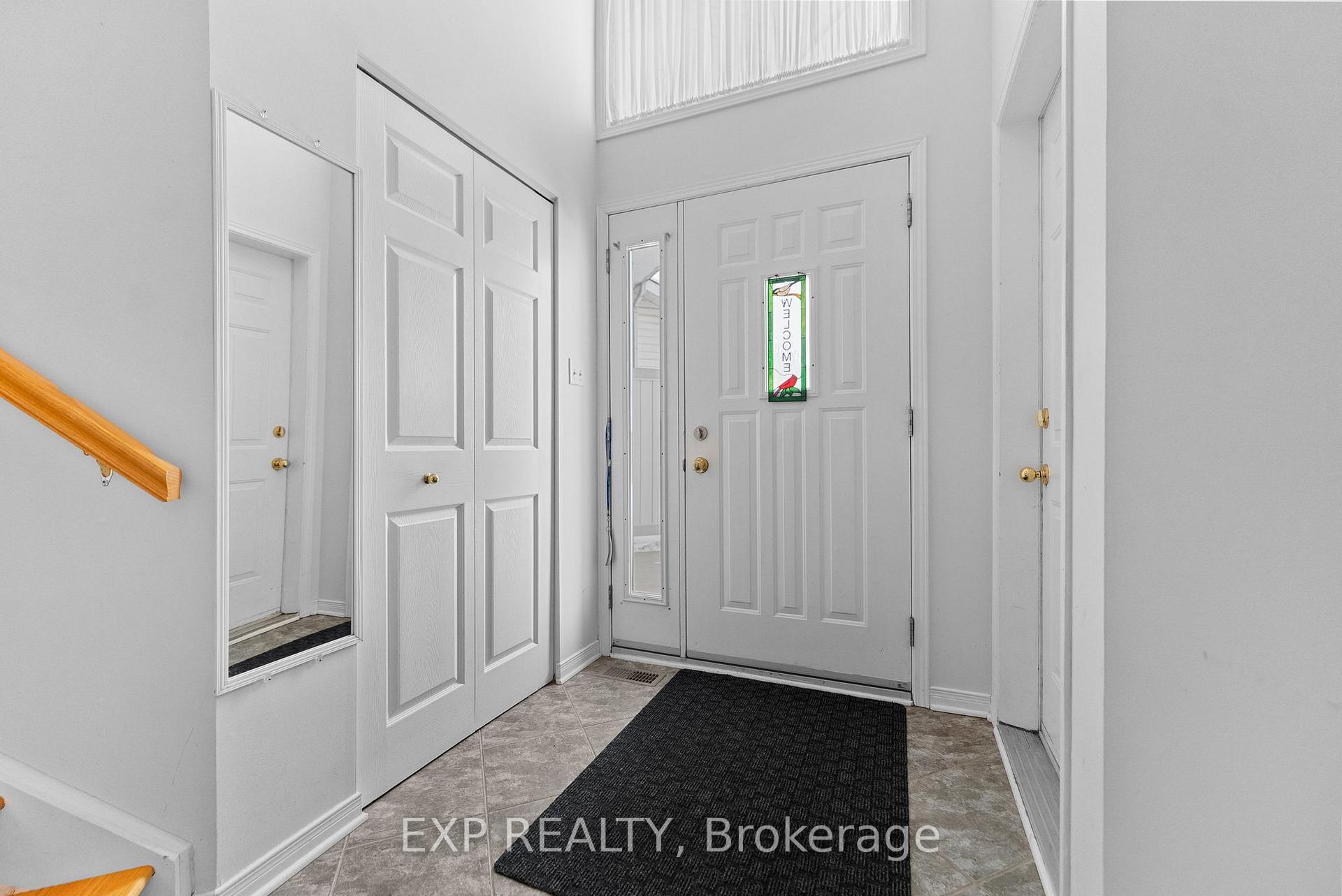 Photo 5 of 432 Mayhew Street, Renfrew — HOMEH