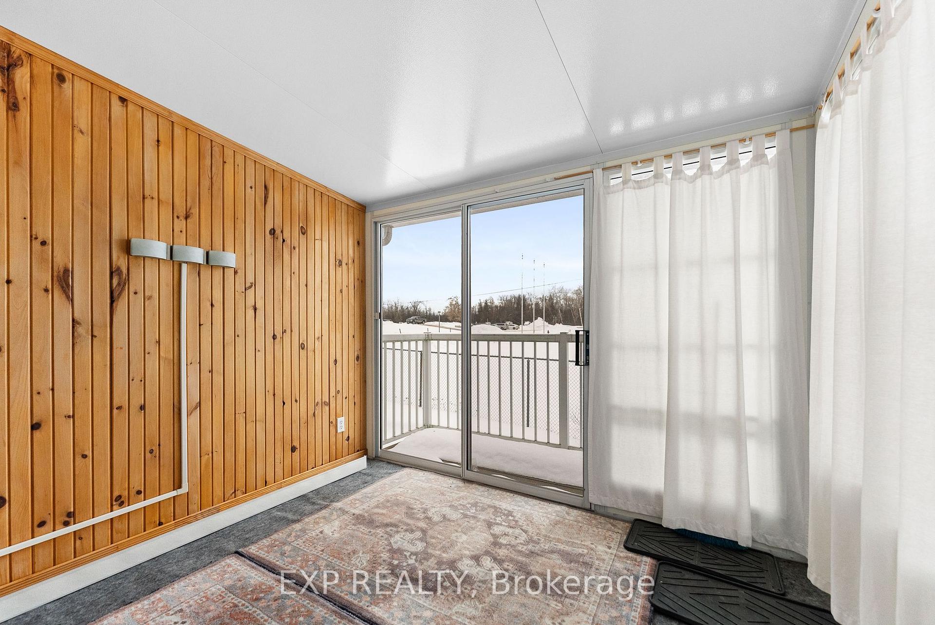 Photo 14 of 432 Mayhew Street, Renfrew — HOMEH