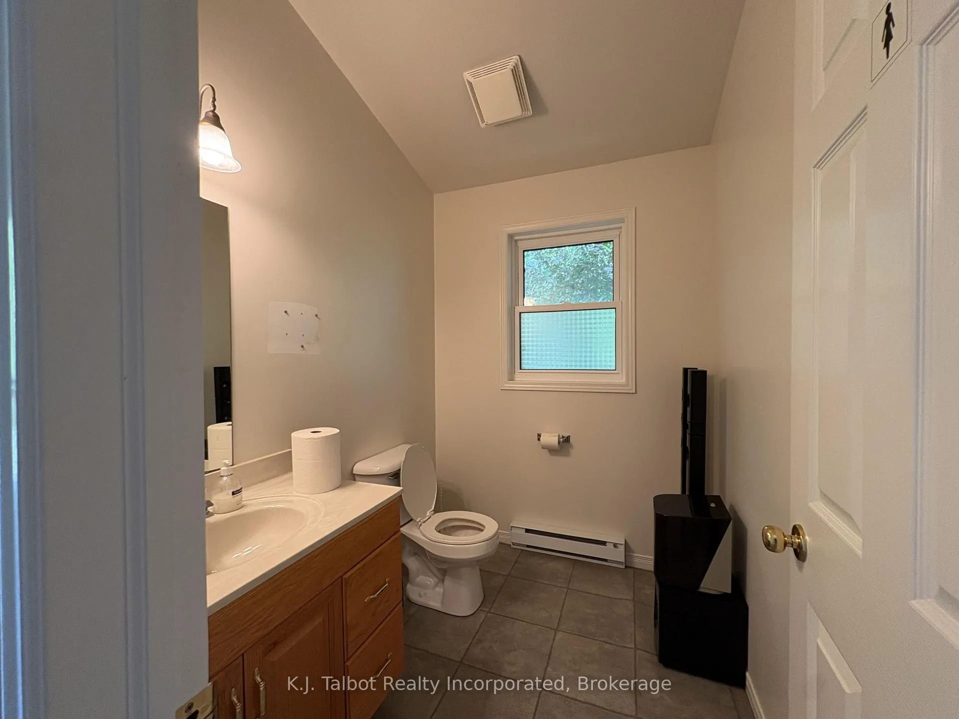 Photo 93 of 81344 Champlain Boulevard, Ashfield-Colborne-Wawanosh, Colborne — HOMEH