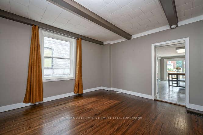 Photo 15 of 28 Kensington Avenue, Smiths Falls — HOMEH