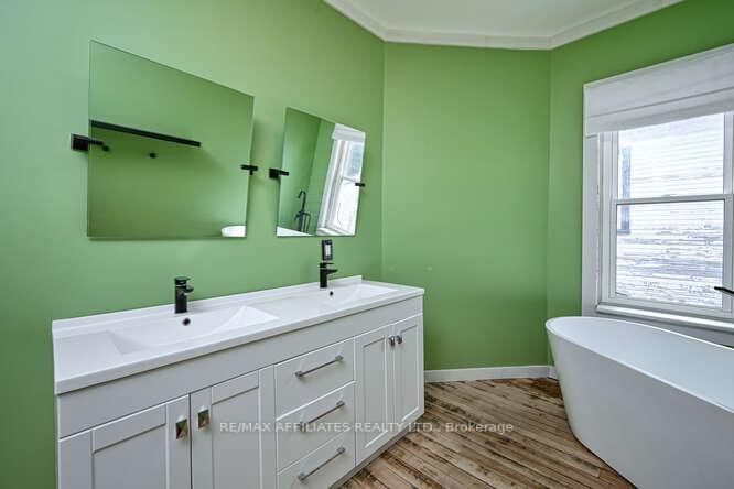 Photo 34 of 28 Kensington Avenue, Smiths Falls — HOMEH