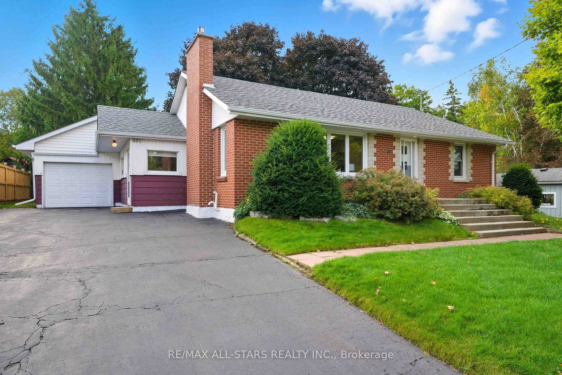 Photo 1 of 620 Queen Street, Scugog, Port Perry — HOMEH
