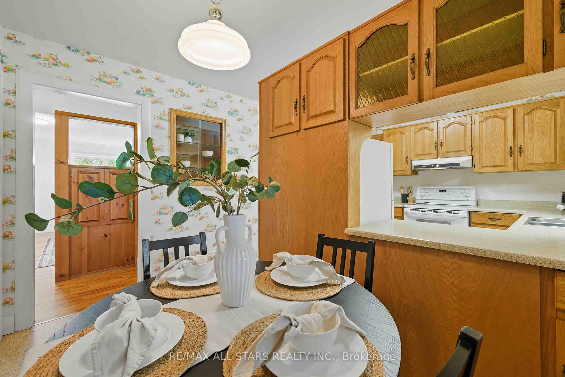 Photo 13 of 620 Queen Street, Scugog, Port Perry — HOMEH