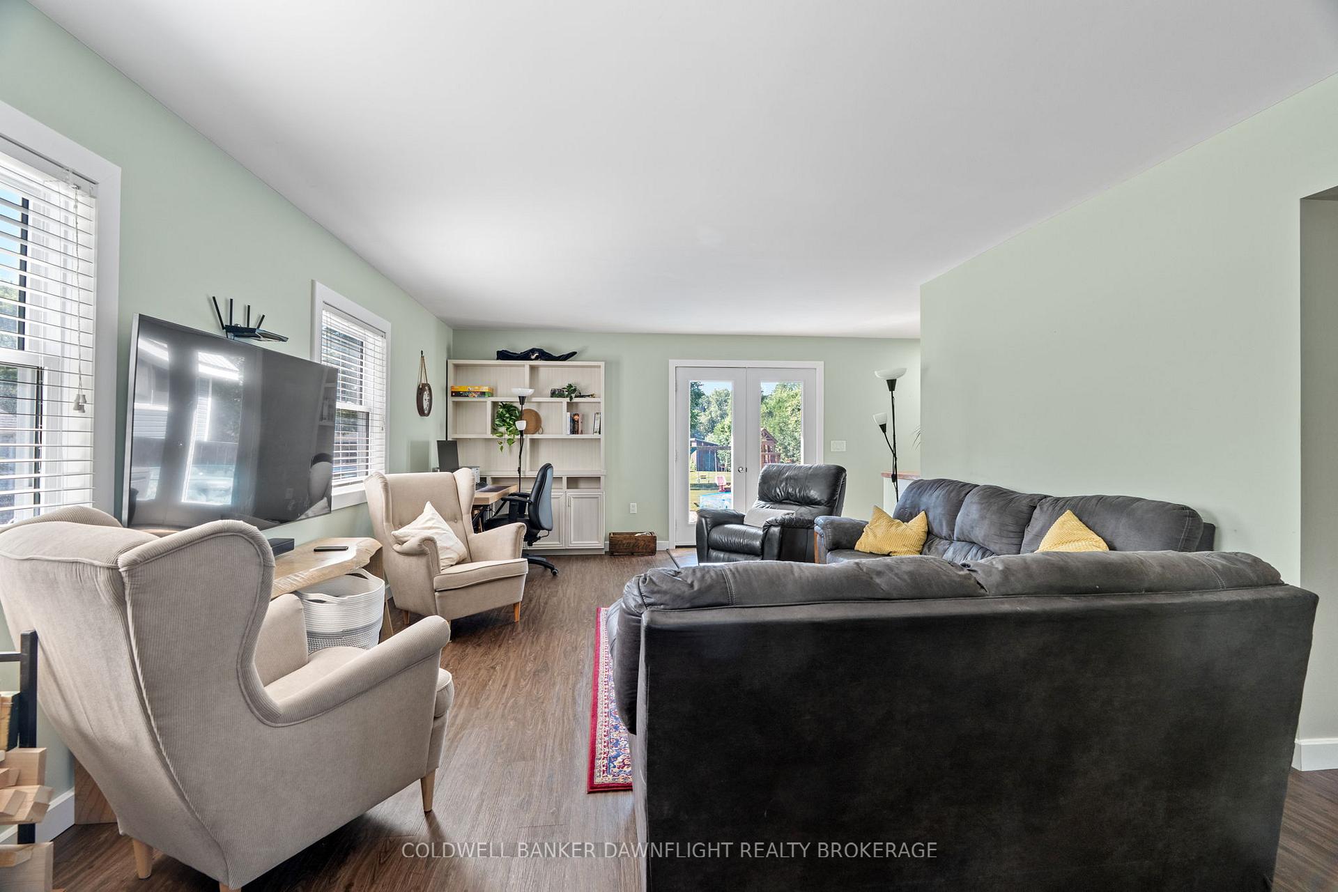 Photo 5 of 173 Victoria Avenue E, South Huron, Stephen — HOMEH