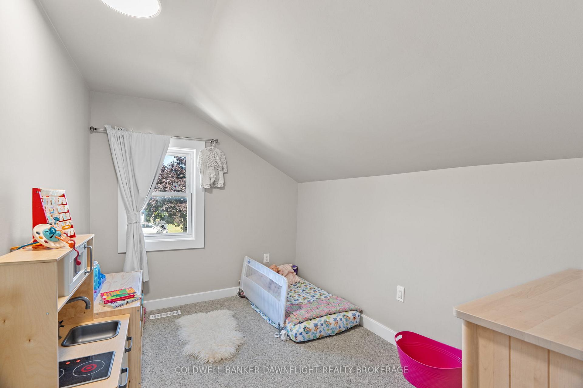 Photo 20 of 173 Victoria Avenue E, South Huron, Stephen — HOMEH