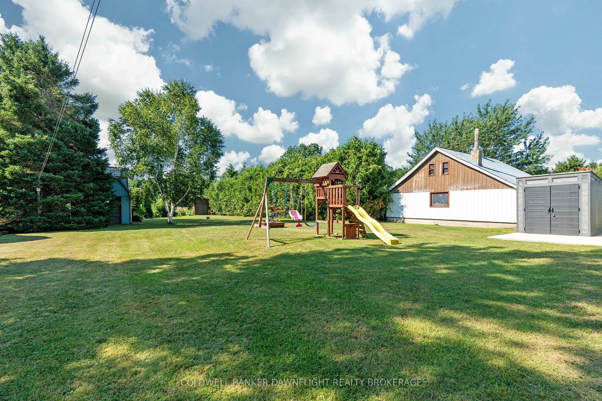Photo 21 of 173 Victoria Avenue E, South Huron, Stephen — HOMEH