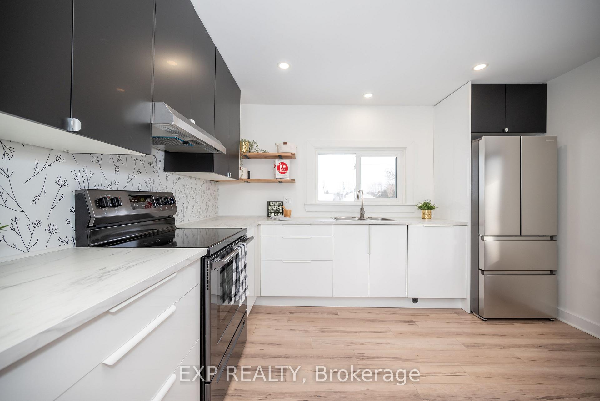 Photo 5 of 333 Joffre Avenue, Renfrew — HOMEH