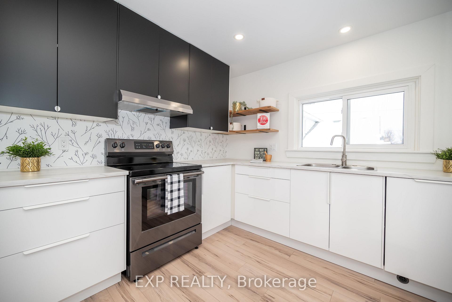 Photo 6 of 333 Joffre Avenue, Renfrew — HOMEH