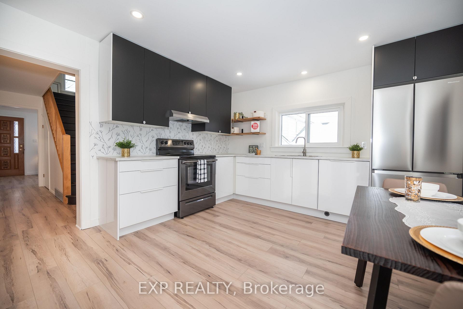 Photo 7 of 333 Joffre Avenue, Renfrew — HOMEH