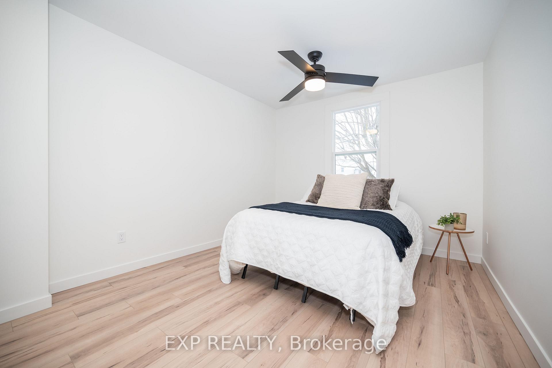 Photo 16 of 333 Joffre Avenue, Renfrew — HOMEH