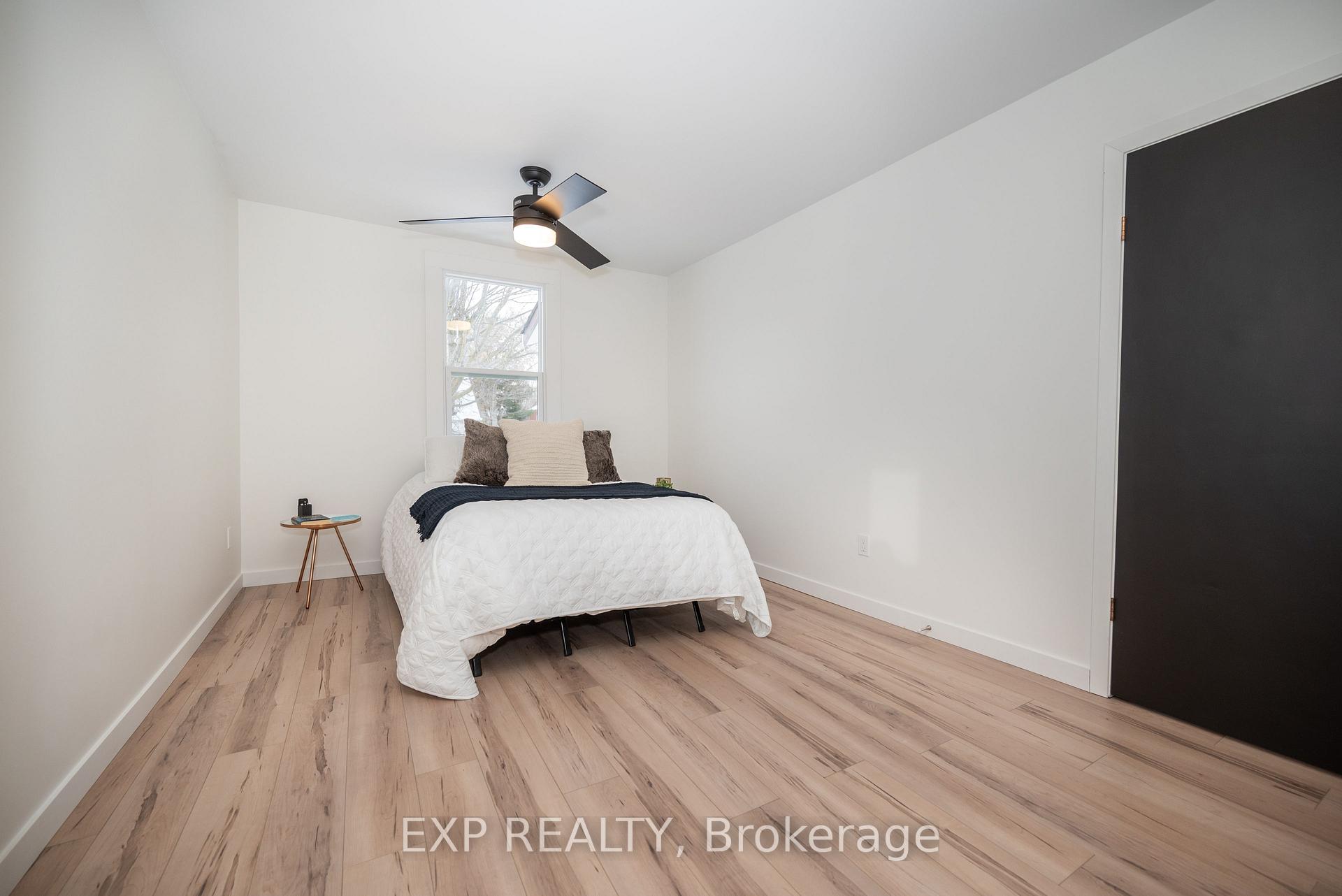 Photo 17 of 333 Joffre Avenue, Renfrew — HOMEH