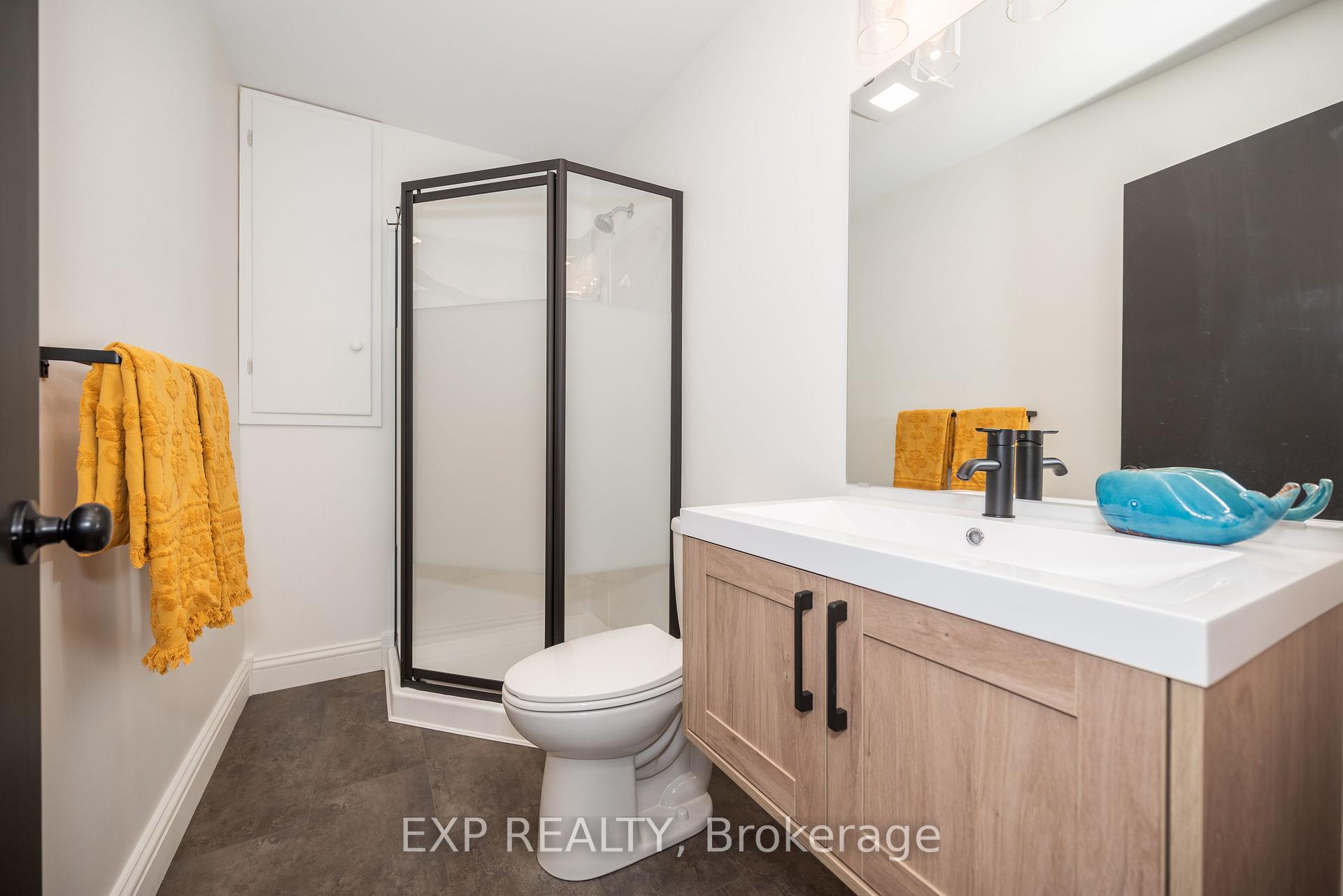 Photo 19 of 333 Joffre Avenue, Renfrew — HOMEH