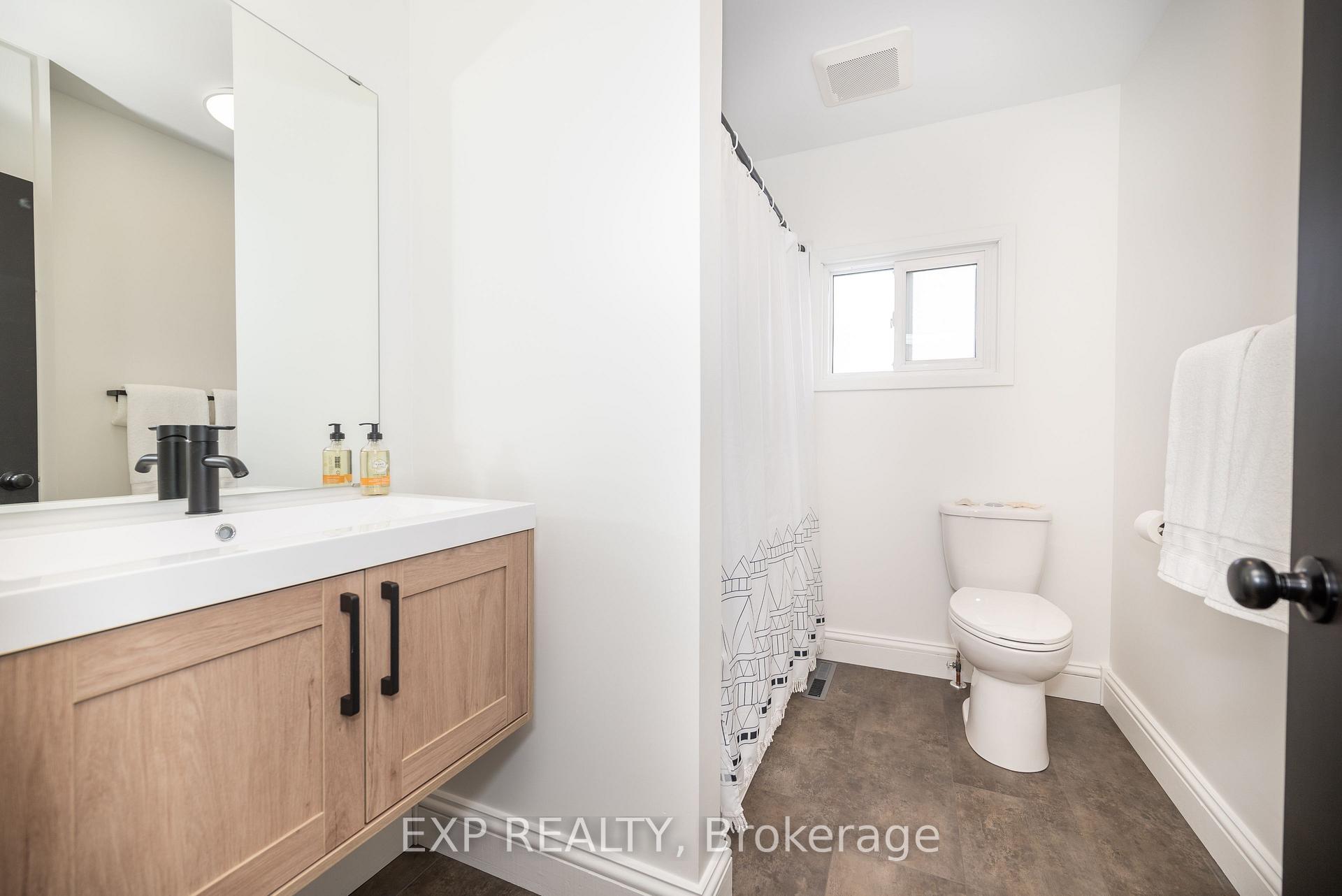 Photo 25 of 333 Joffre Avenue, Renfrew — HOMEH