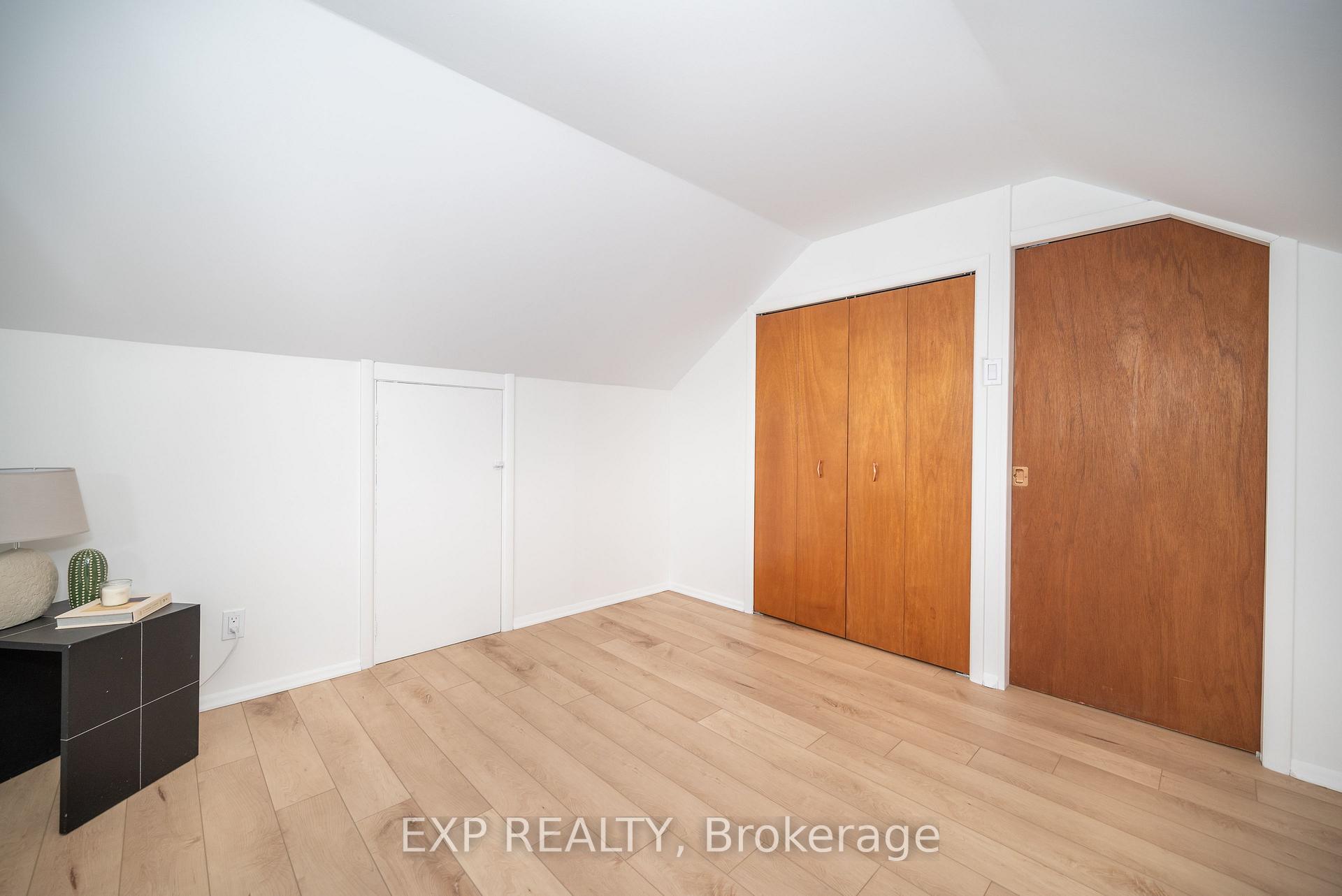 Photo 31 of 333 Joffre Avenue, Renfrew — HOMEH