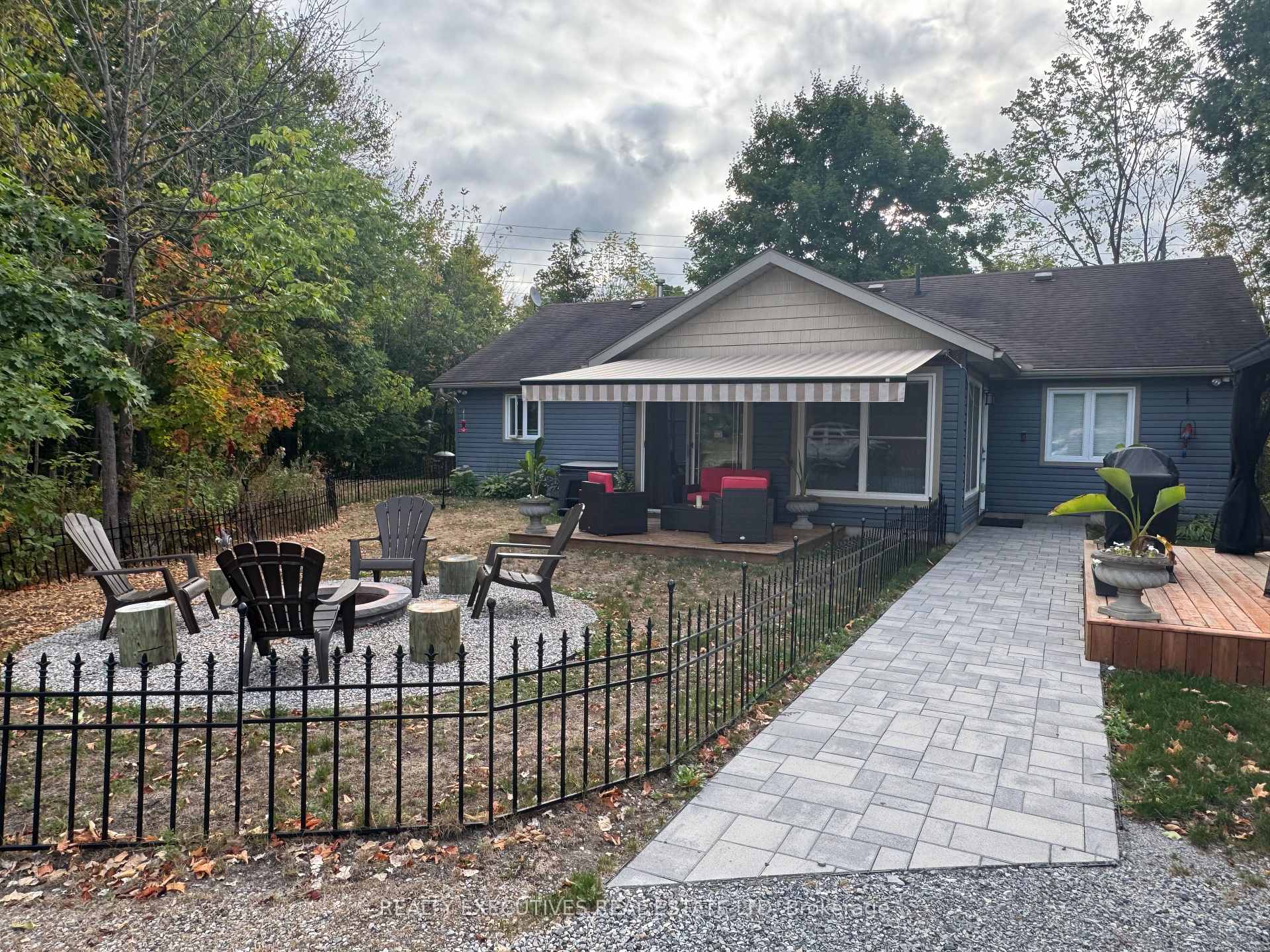 Photo 7 of 836 Narrows Lock Road NW, Rideau Lakes, Rideau Lakes (North Crosby) Twp — HOMEH