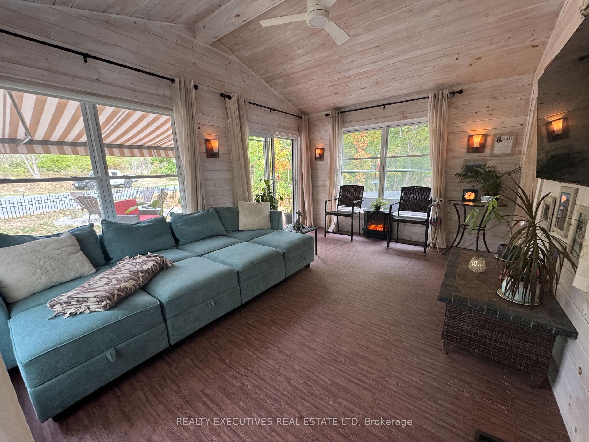 Photo 19 of 836 Narrows Lock Road NW, Rideau Lakes, Rideau Lakes (North Crosby) Twp — HOMEH