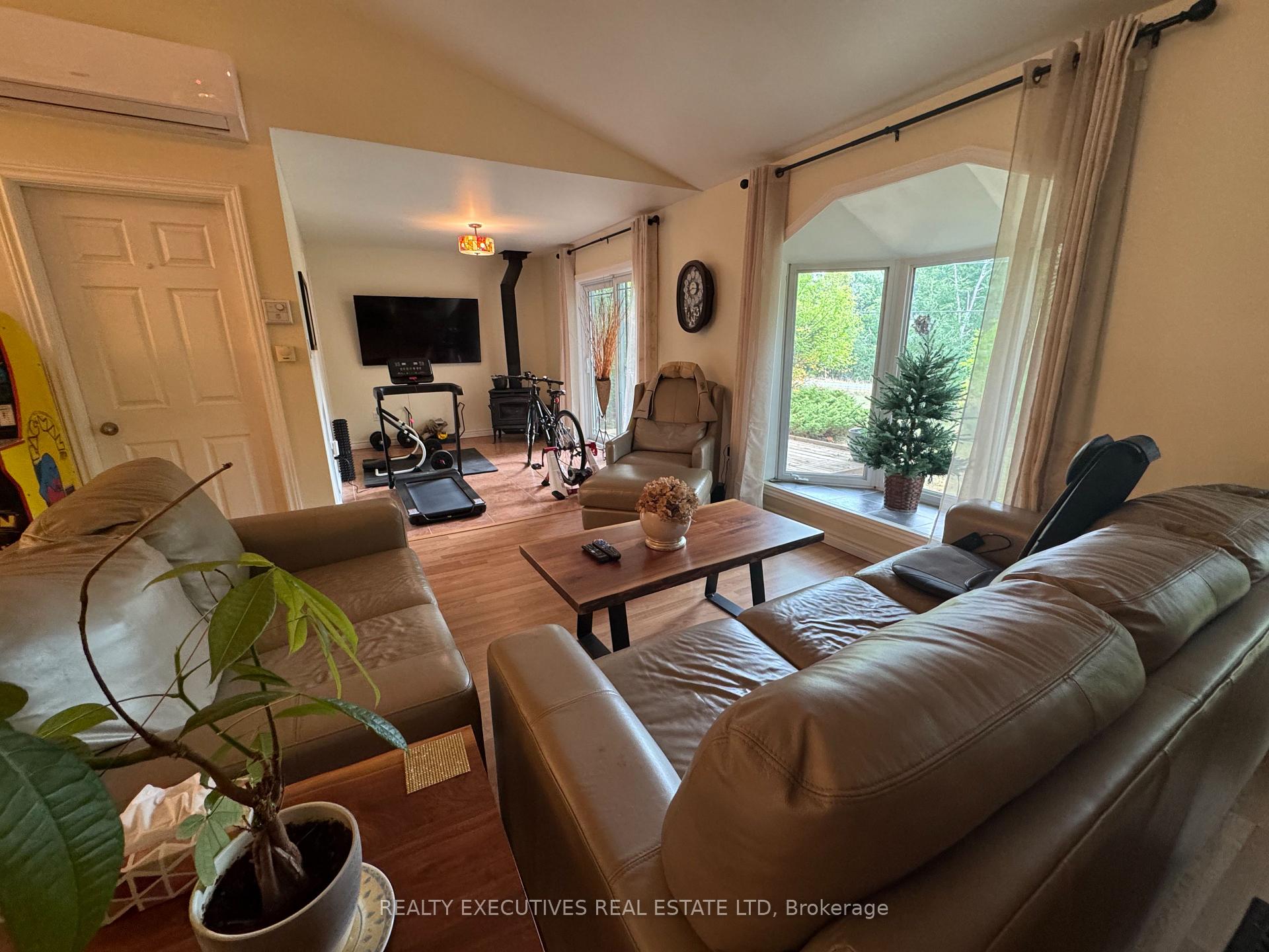Photo 26 of 836 Narrows Lock Road NW, Rideau Lakes, Rideau Lakes (North Crosby) Twp — HOMEH