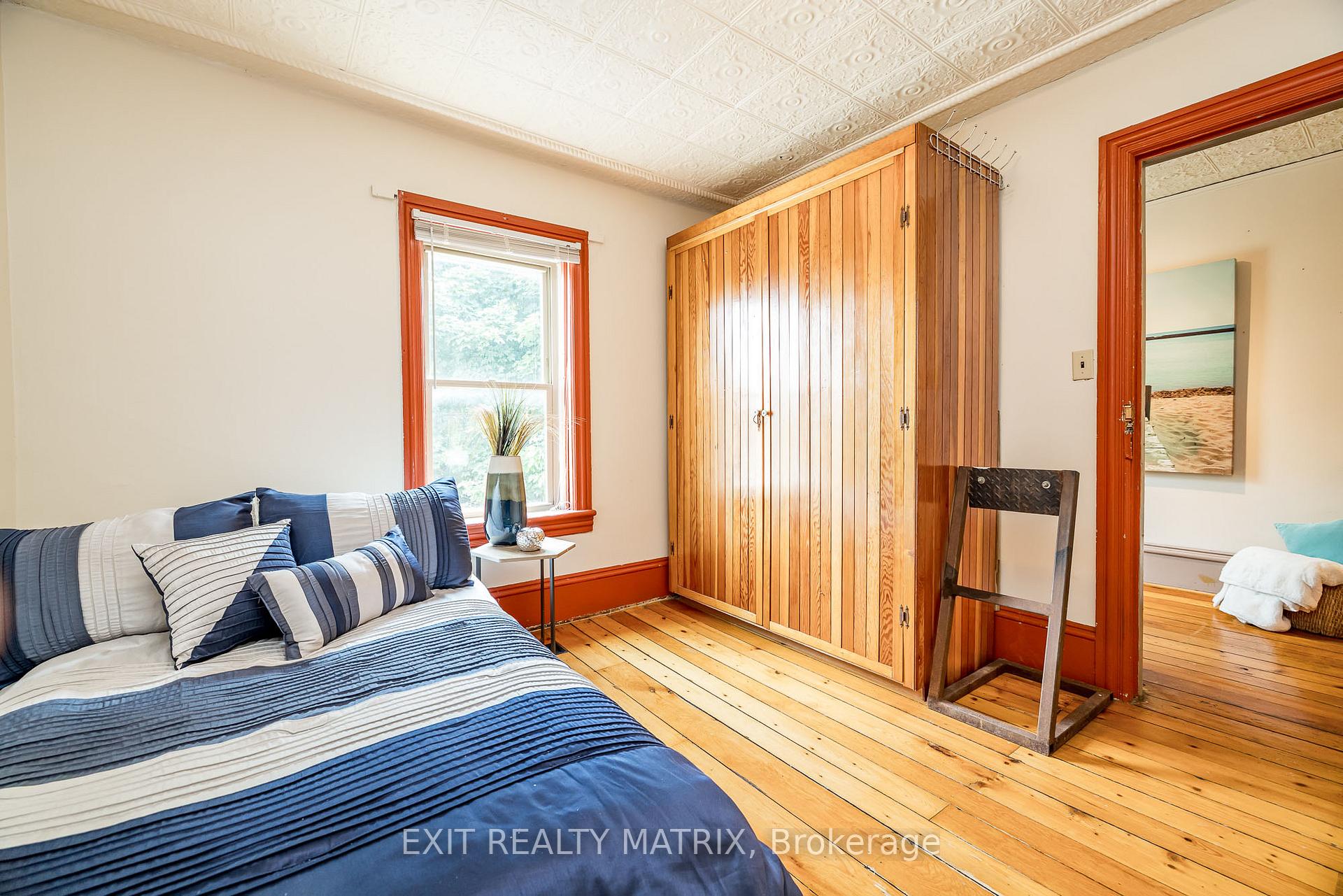 Photo 34 of 62 Russell Street E, Smiths Falls — HOMEH