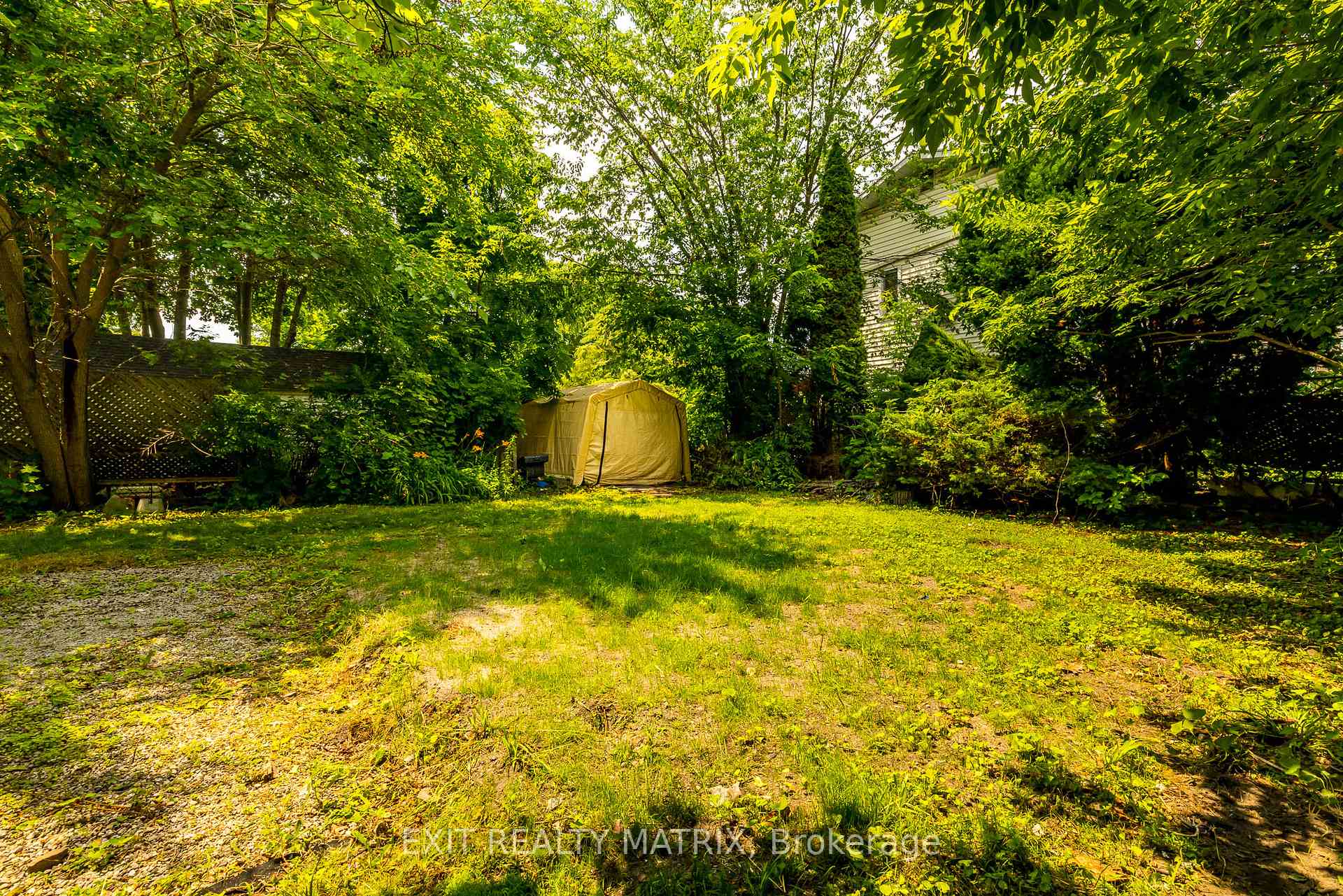 Photo 40 of 62 Russell Street E, Smiths Falls — HOMEH