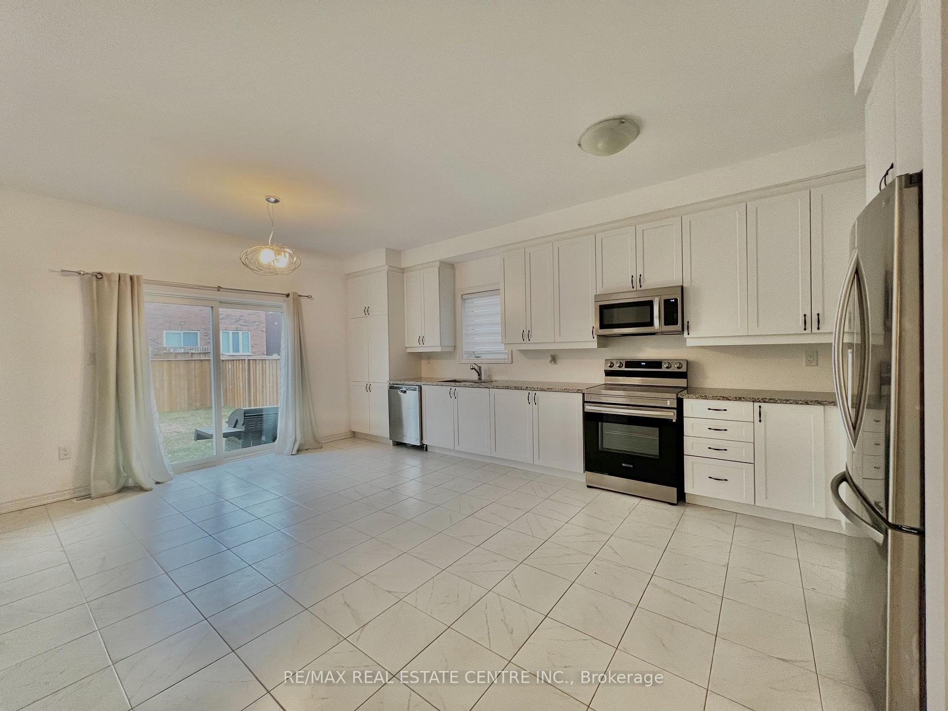 Photo 14 of 244 Barnett Drive, Shelburne — HOMEH