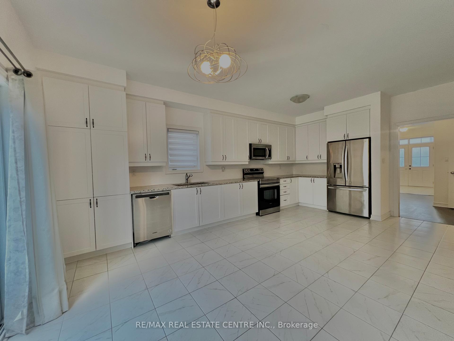 Photo 15 of 244 Barnett Drive, Shelburne — HOMEH