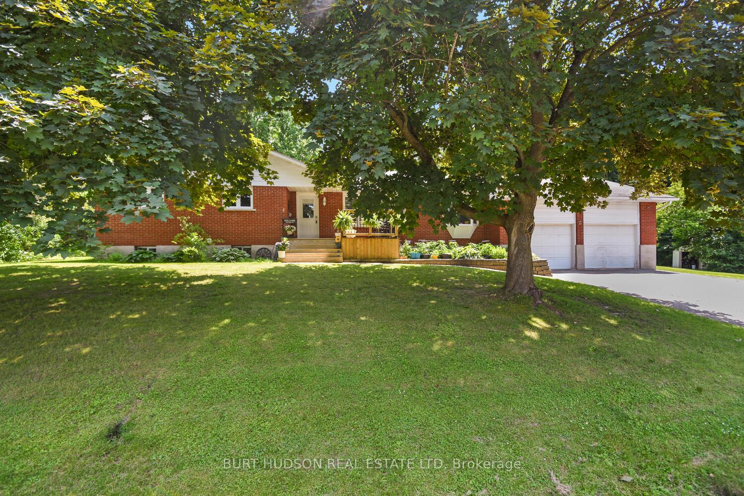 Photo 10 of 5 Perth Street, Rideau Lakes, Rideau Lakes (Bastard) Twp — HOMEH