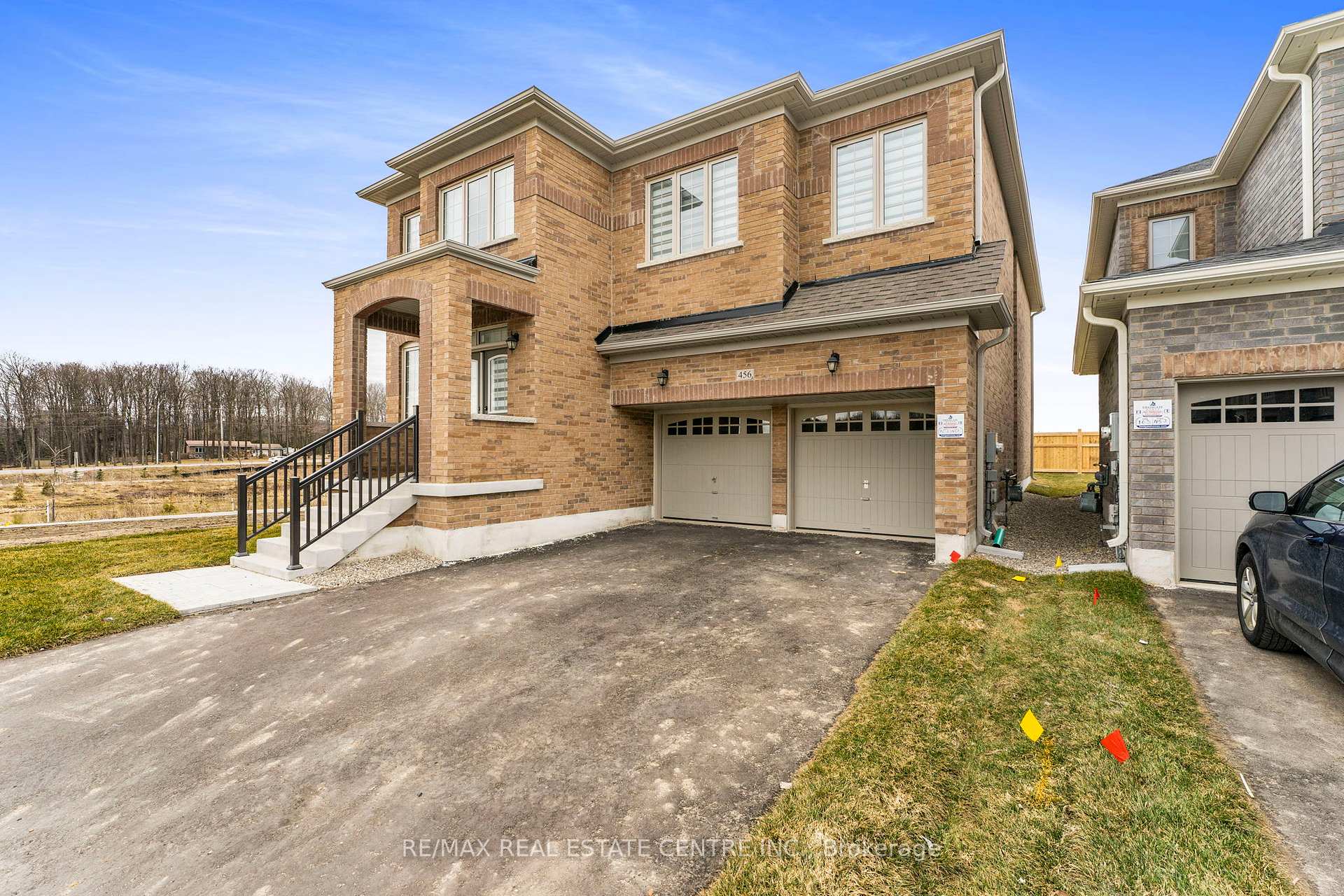 Photo 2 of 456 Black Cherry Crescent, Shelburne — HOMEH