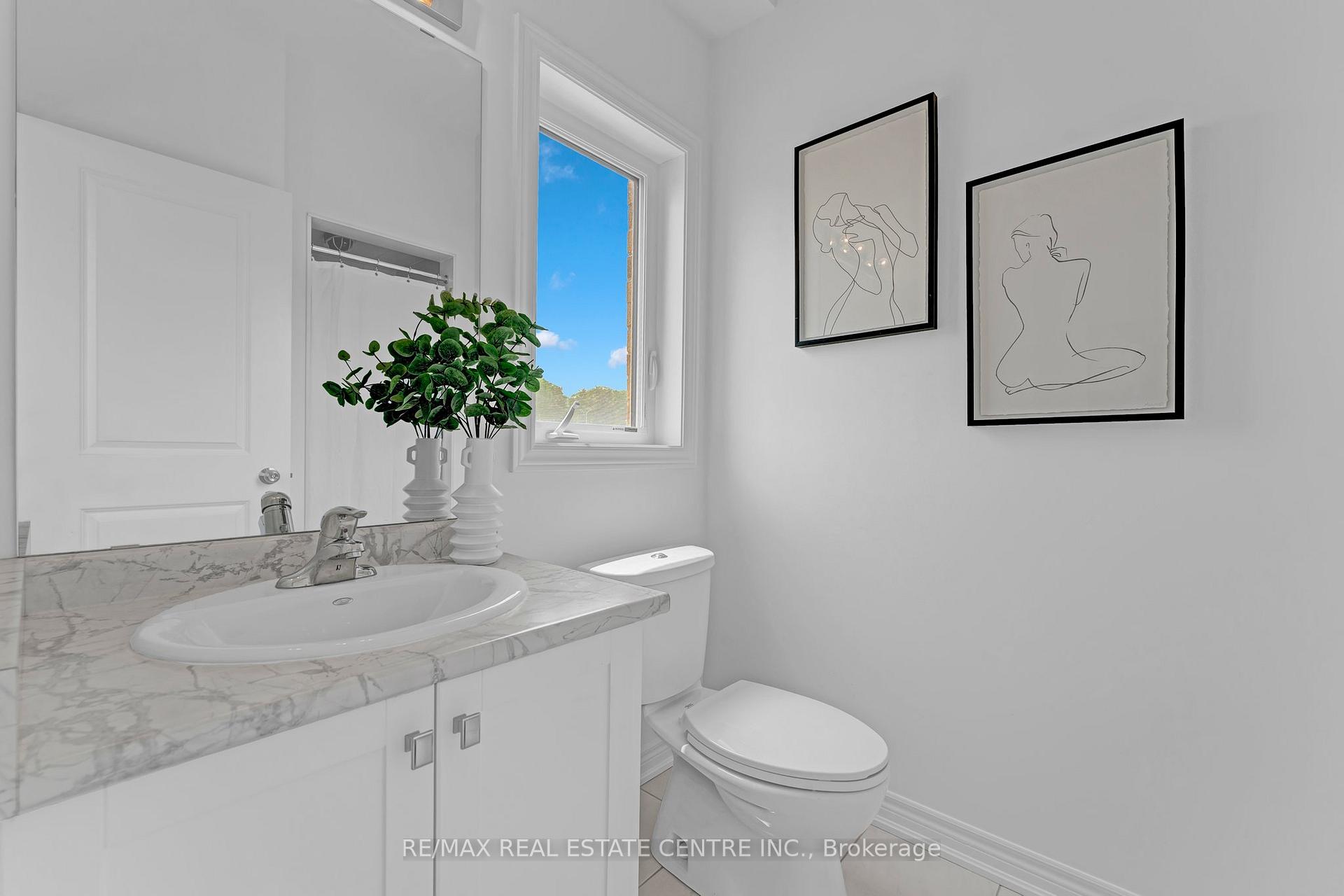 Photo 7 of 456 Black Cherry Crescent, Shelburne — HOMEH