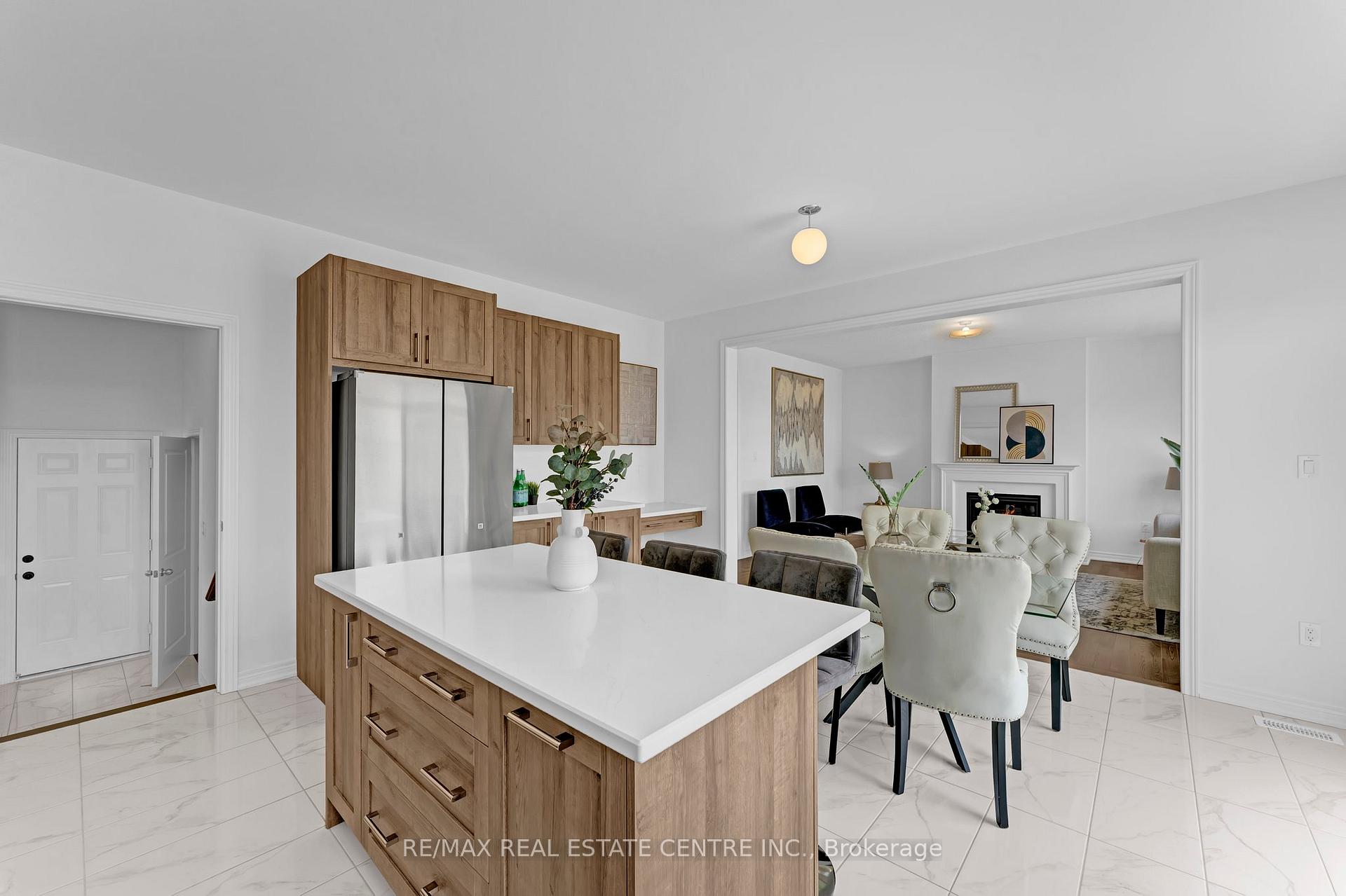 Photo 17 of 456 Black Cherry Crescent, Shelburne — HOMEH