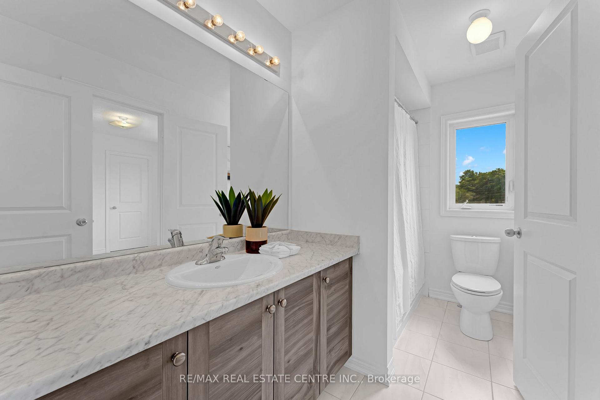 Photo 33 of 456 Black Cherry Crescent, Shelburne — HOMEH