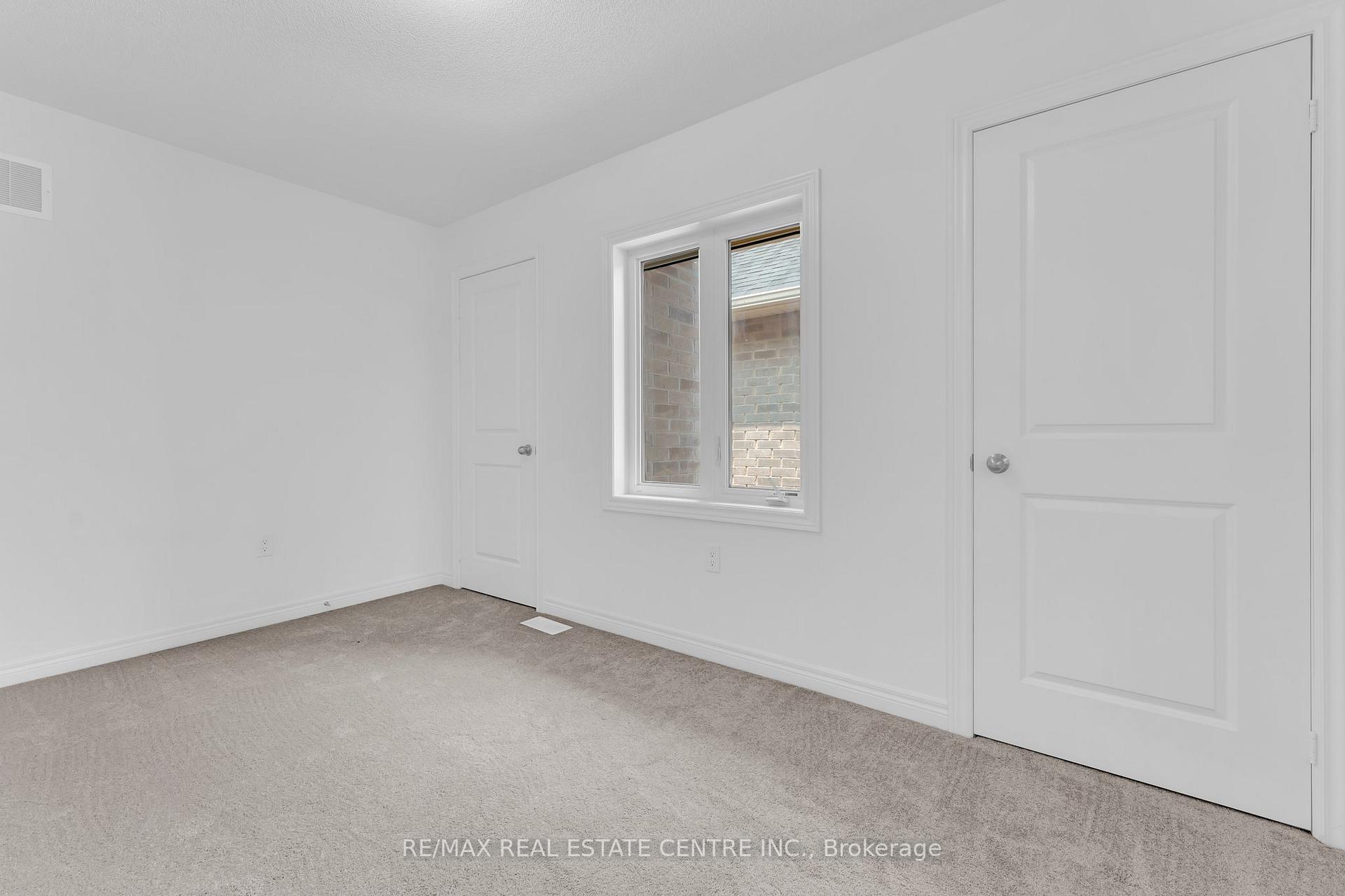 Photo 36 of 456 Black Cherry Crescent, Shelburne — HOMEH