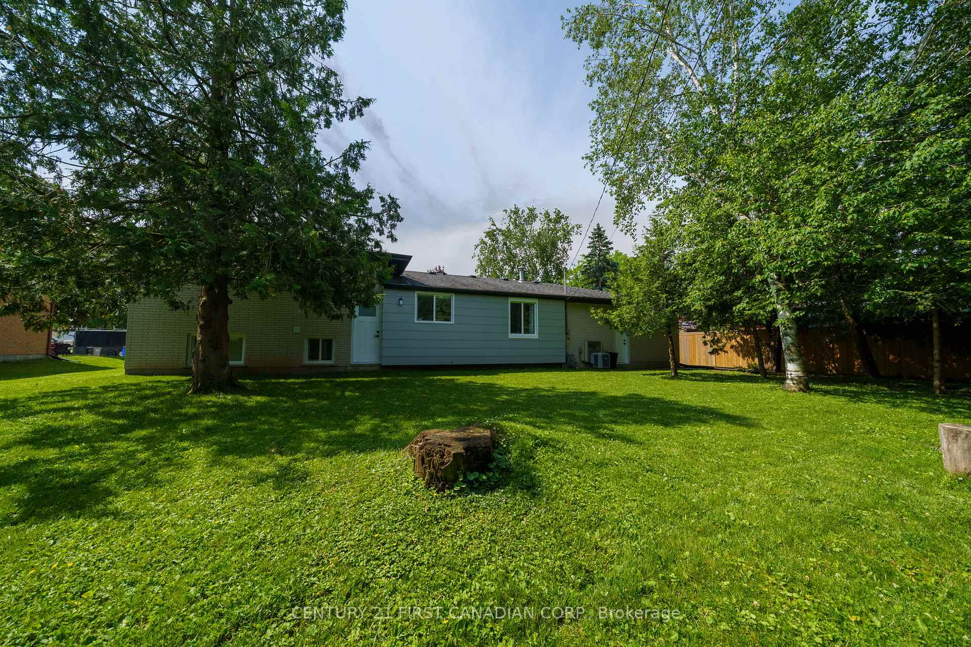 Photo 24 of 222 Churchill Drive, South Huron, Exeter — HOMEH