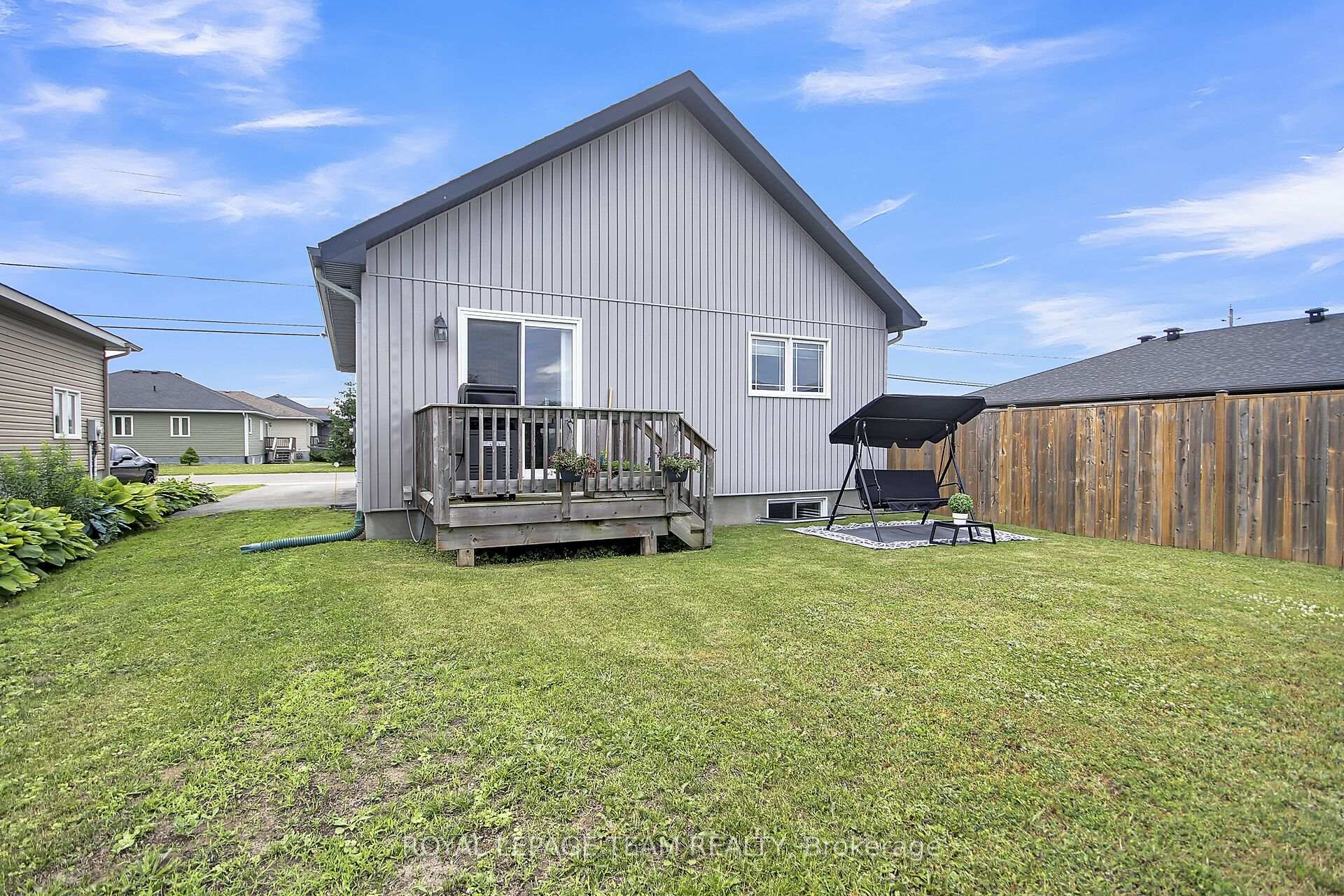 Photo 24 of 167 Harold Street, Smiths Falls — HOMEH